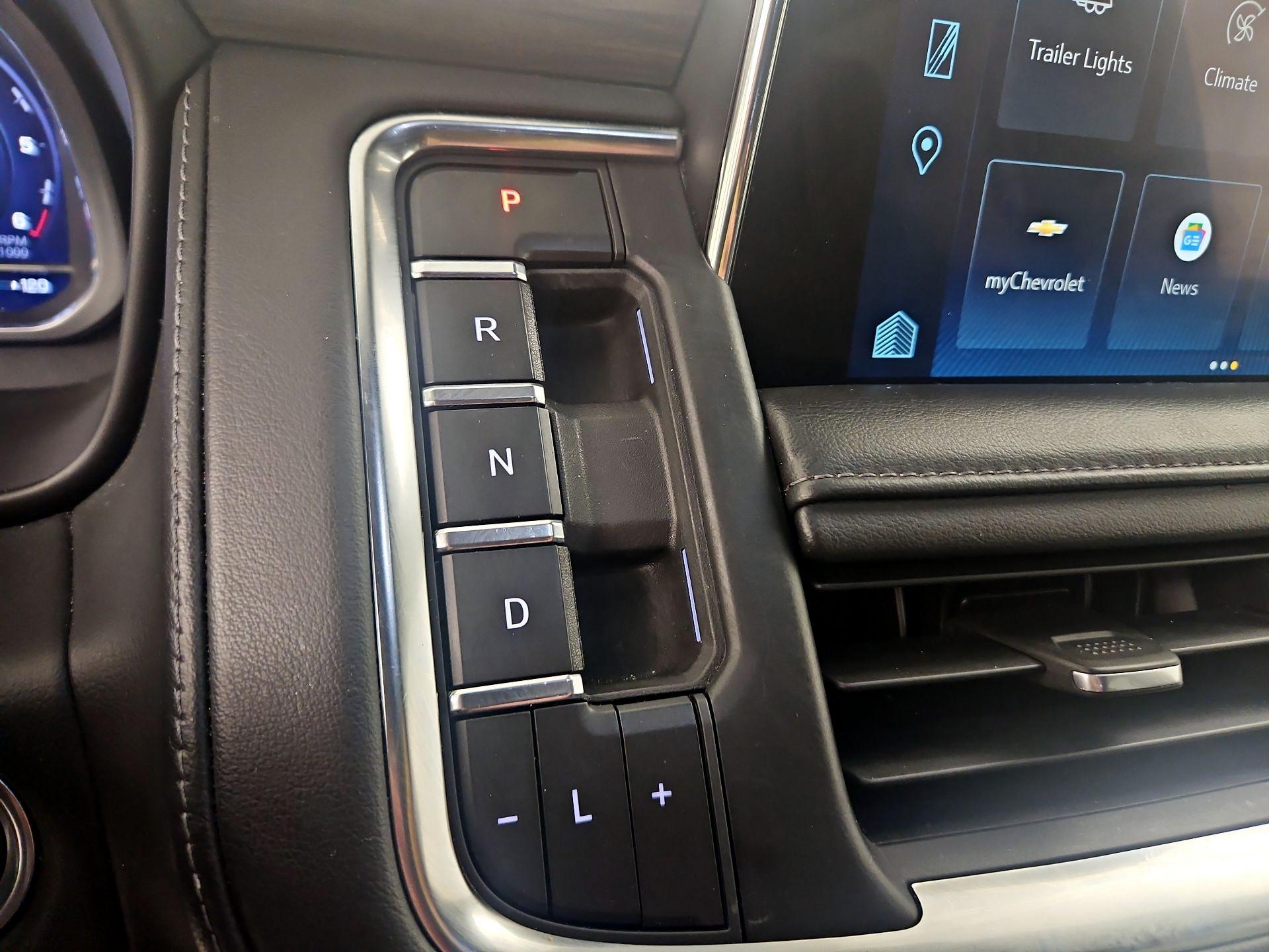 Thumbnail: 2023 Chevrolet Tahoe - 18