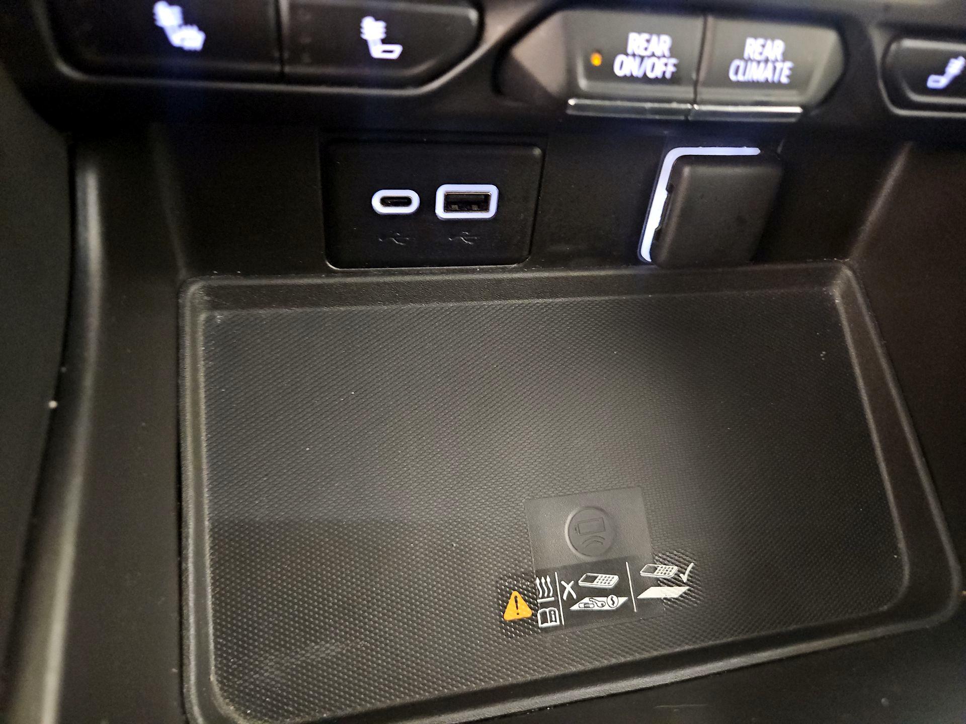 Thumbnail: 2023 Chevrolet Tahoe - 19