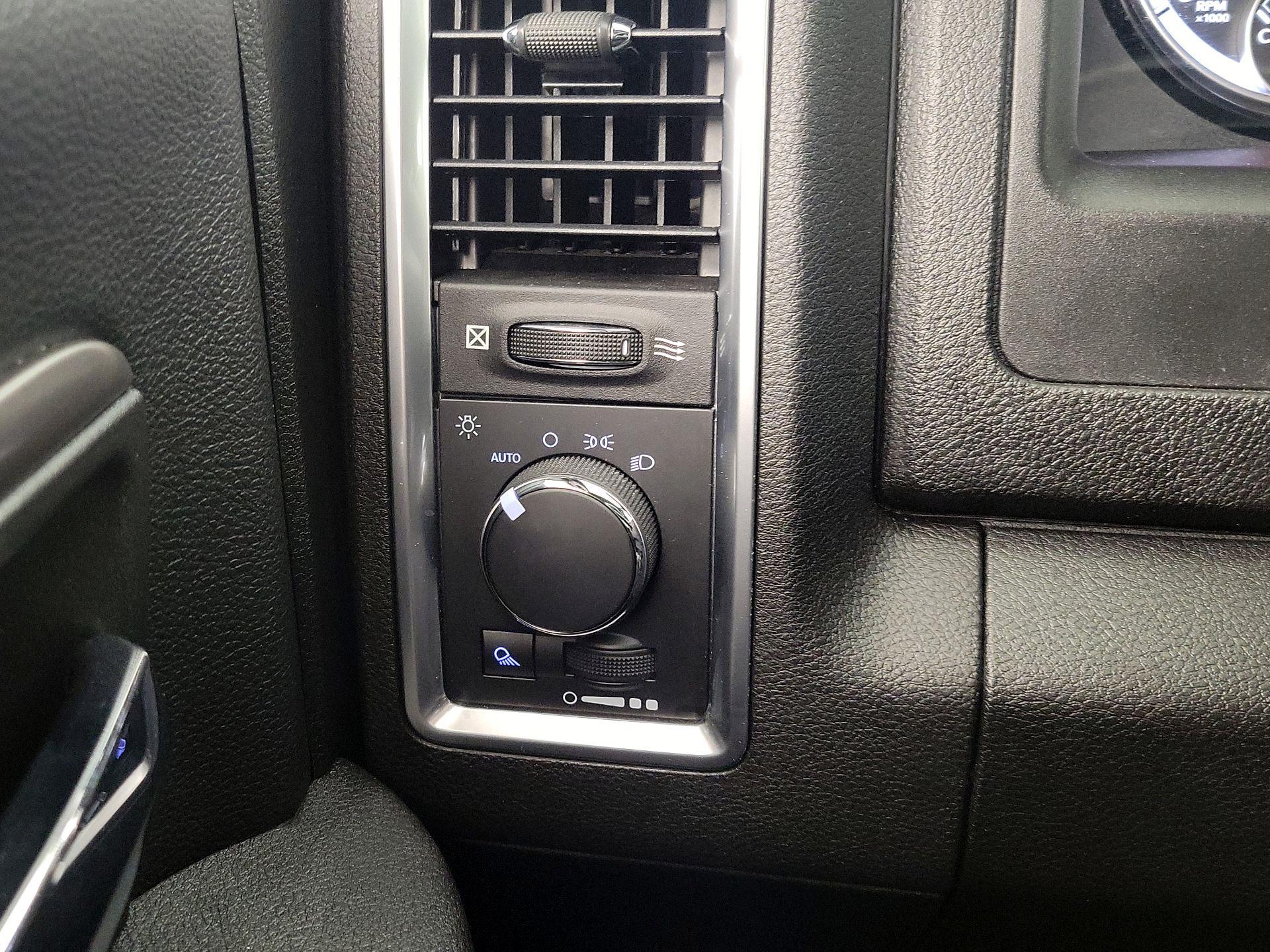 Thumbnail: 2022 RAM 1500 Classic - 13