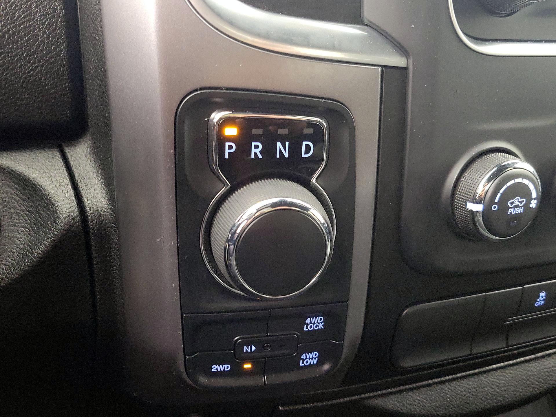 Thumbnail: 2022 RAM 1500 Classic - 17