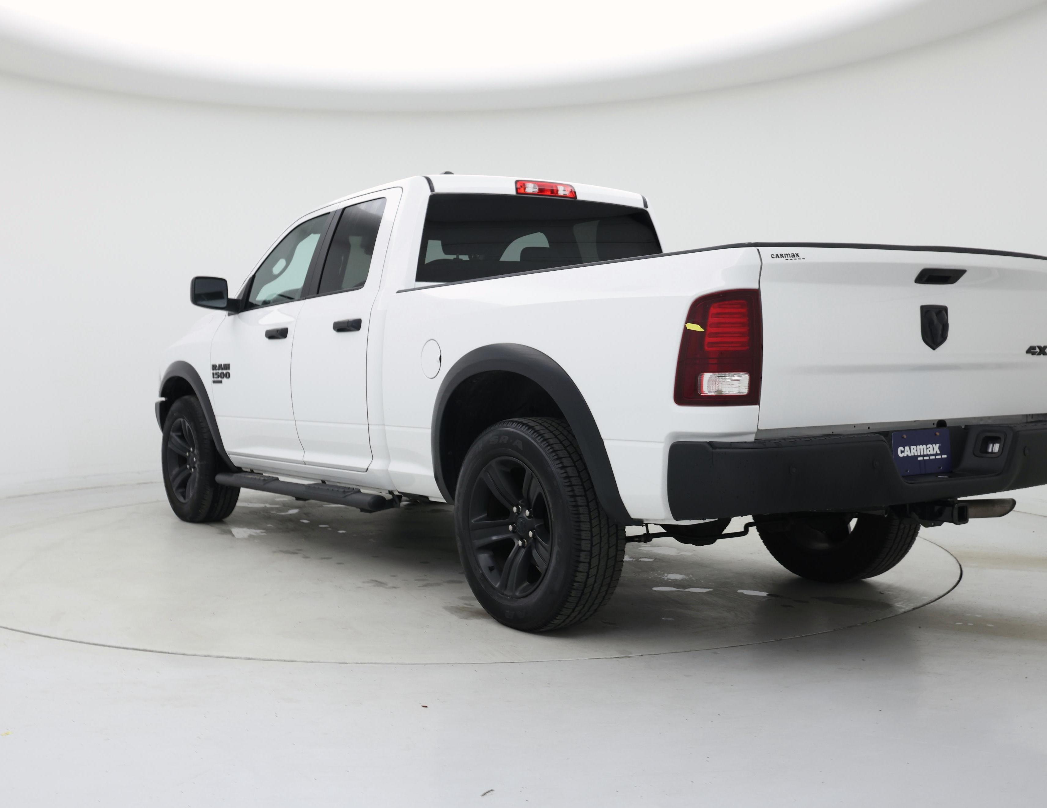 Thumbnail: 2022 RAM 1500 Classic - 2