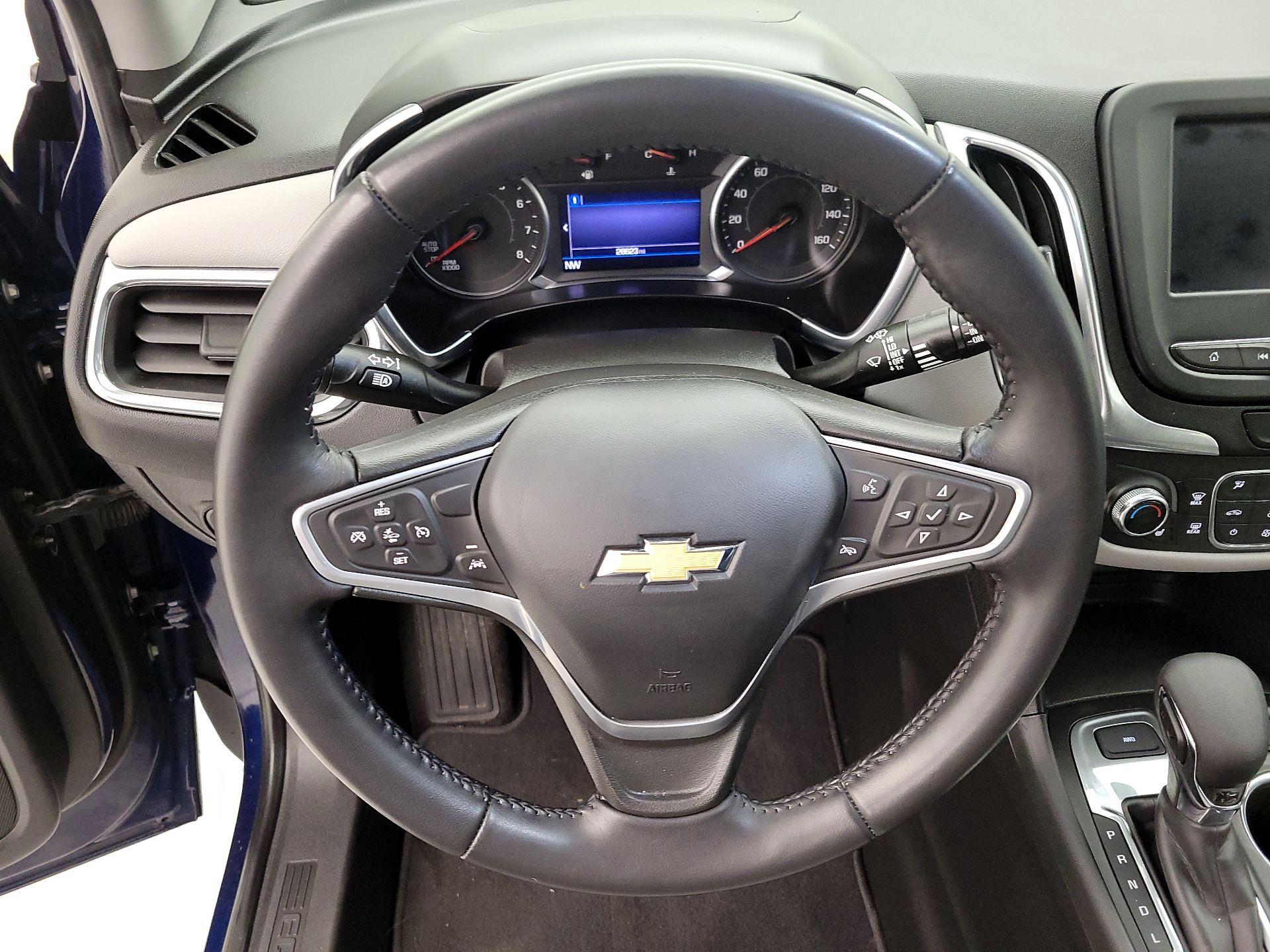 Thumbnail: 2022 Chevrolet Equinox - 10