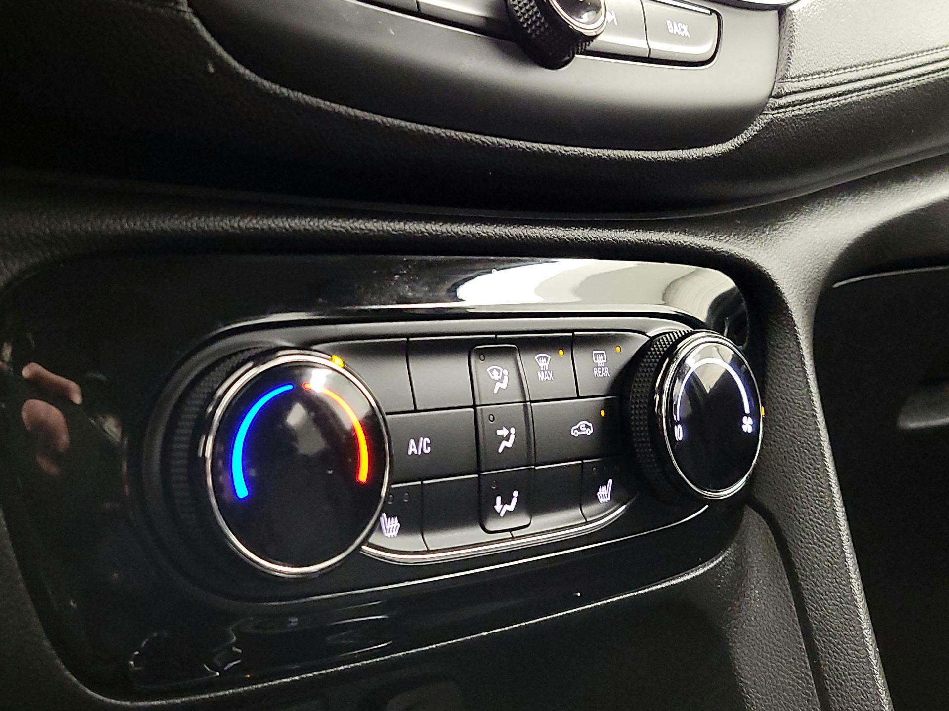 Thumbnail: 2023 Buick Encore GX - 16