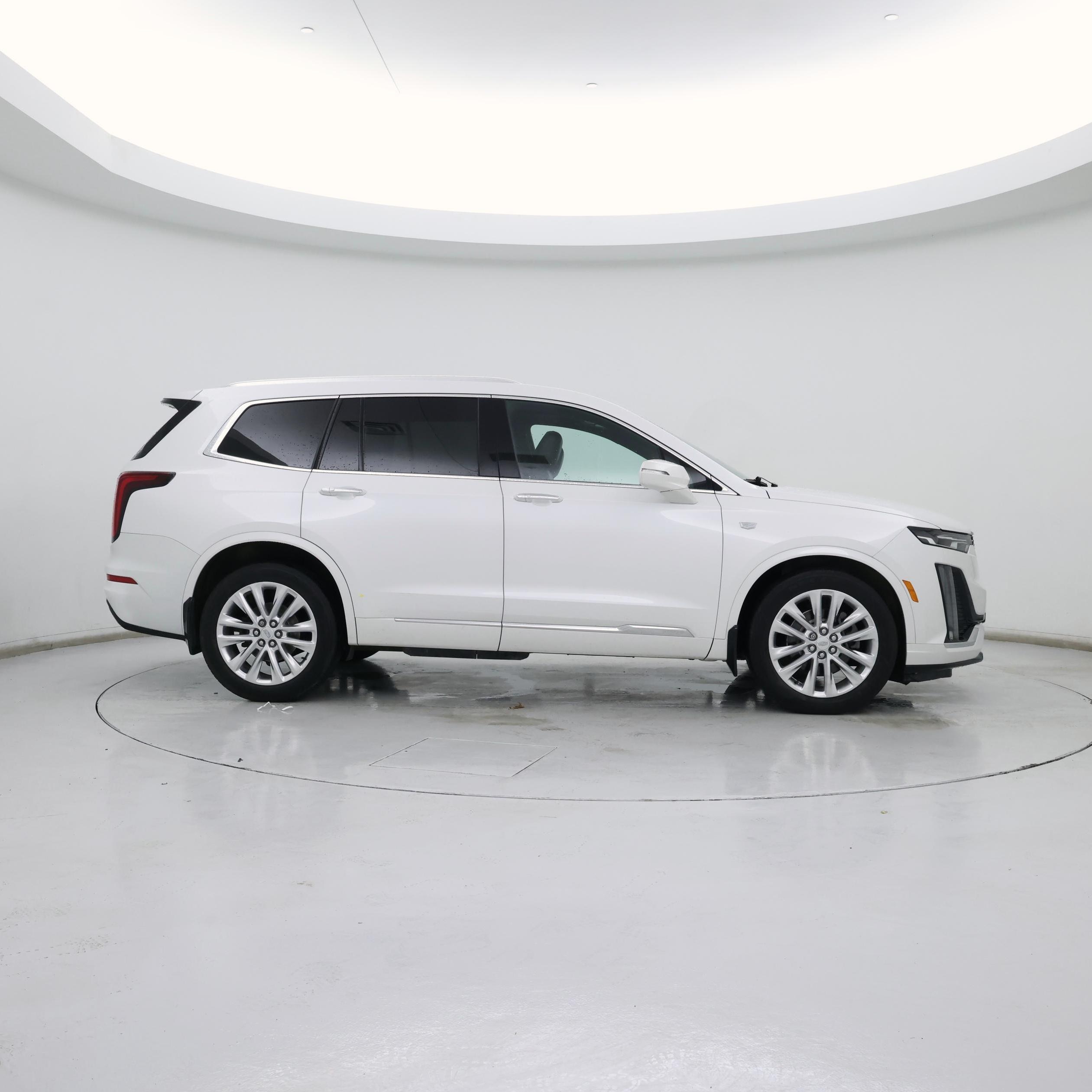 Thumbnail: 2020 Cadillac XT6 - 7