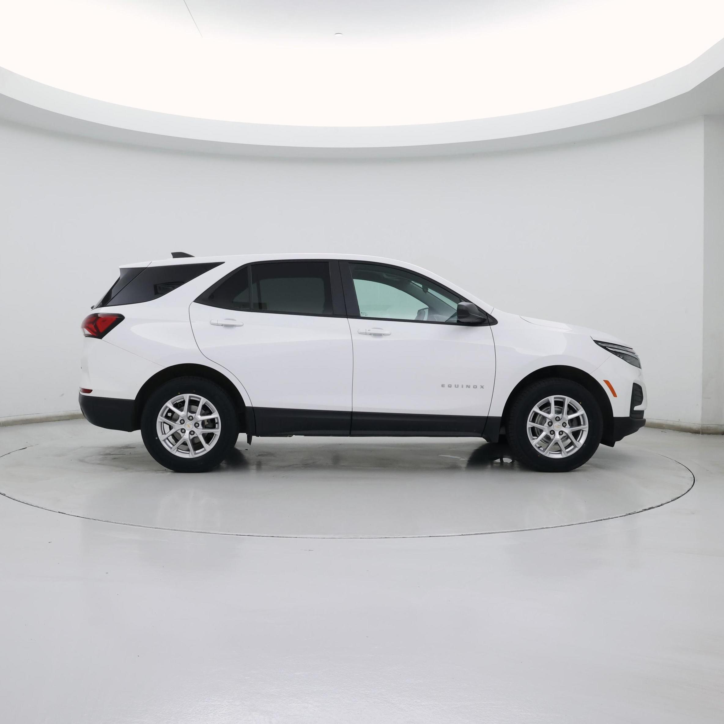 Thumbnail: 2023 Chevrolet Equinox - 7