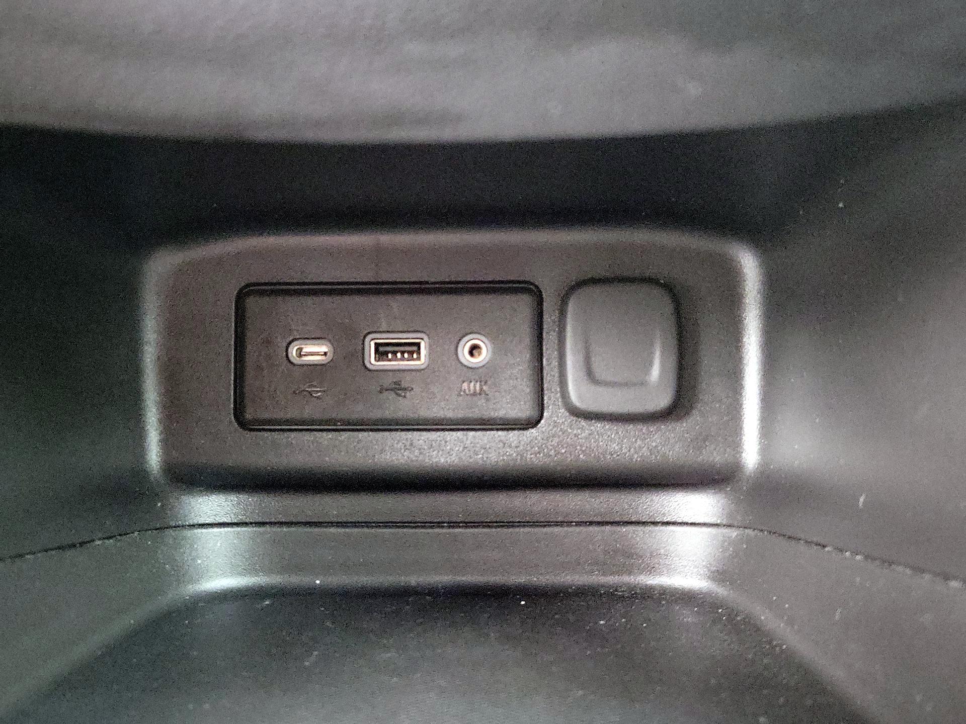 Thumbnail: 2024 Chevrolet Equinox - 18