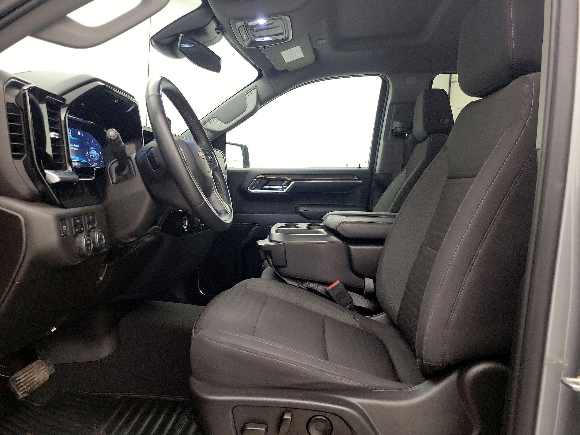 Thumbnail: 2023 Chevrolet Silverado 1500 - 11