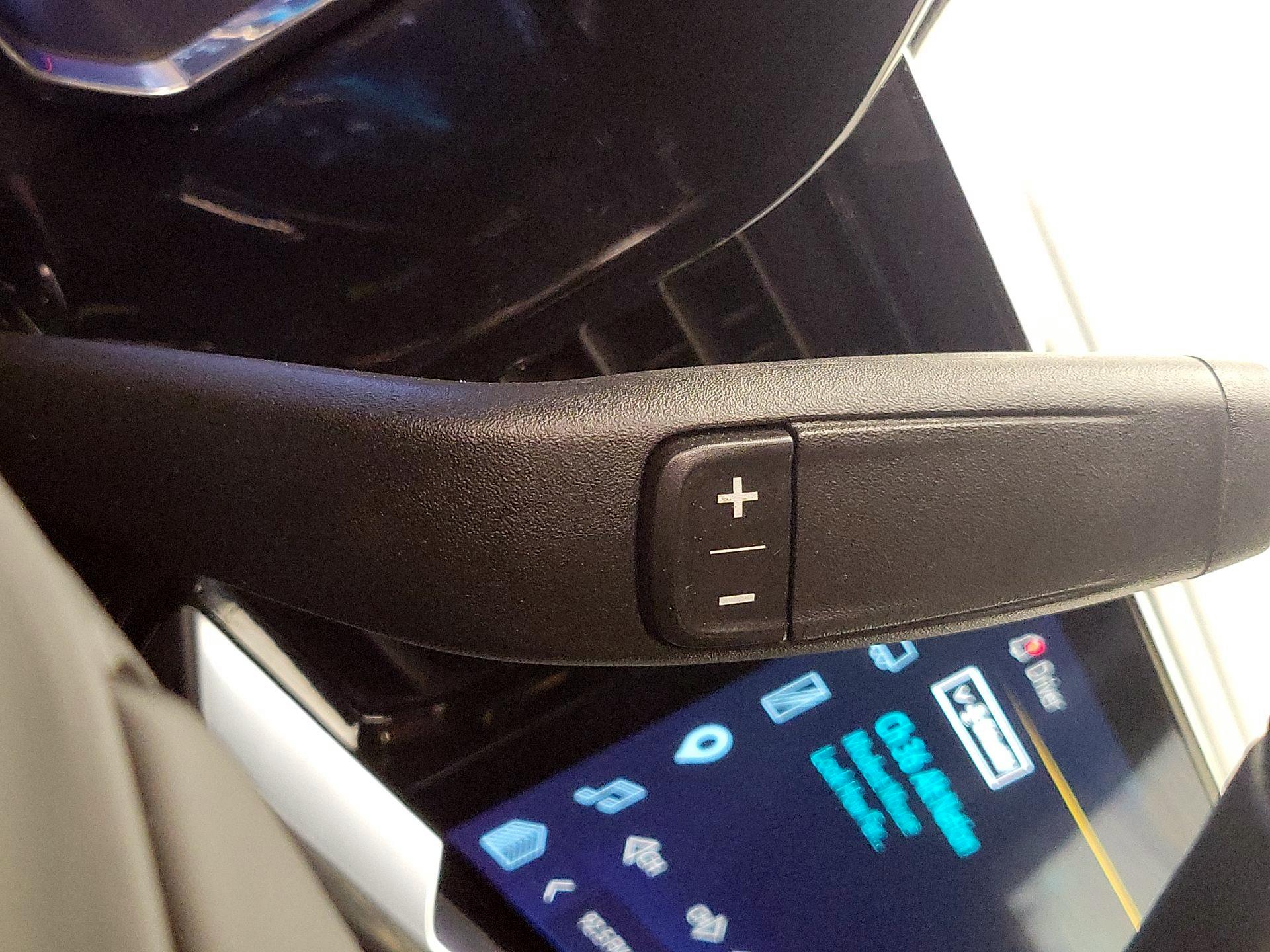 Thumbnail: 2023 Chevrolet Silverado 1500 - 17