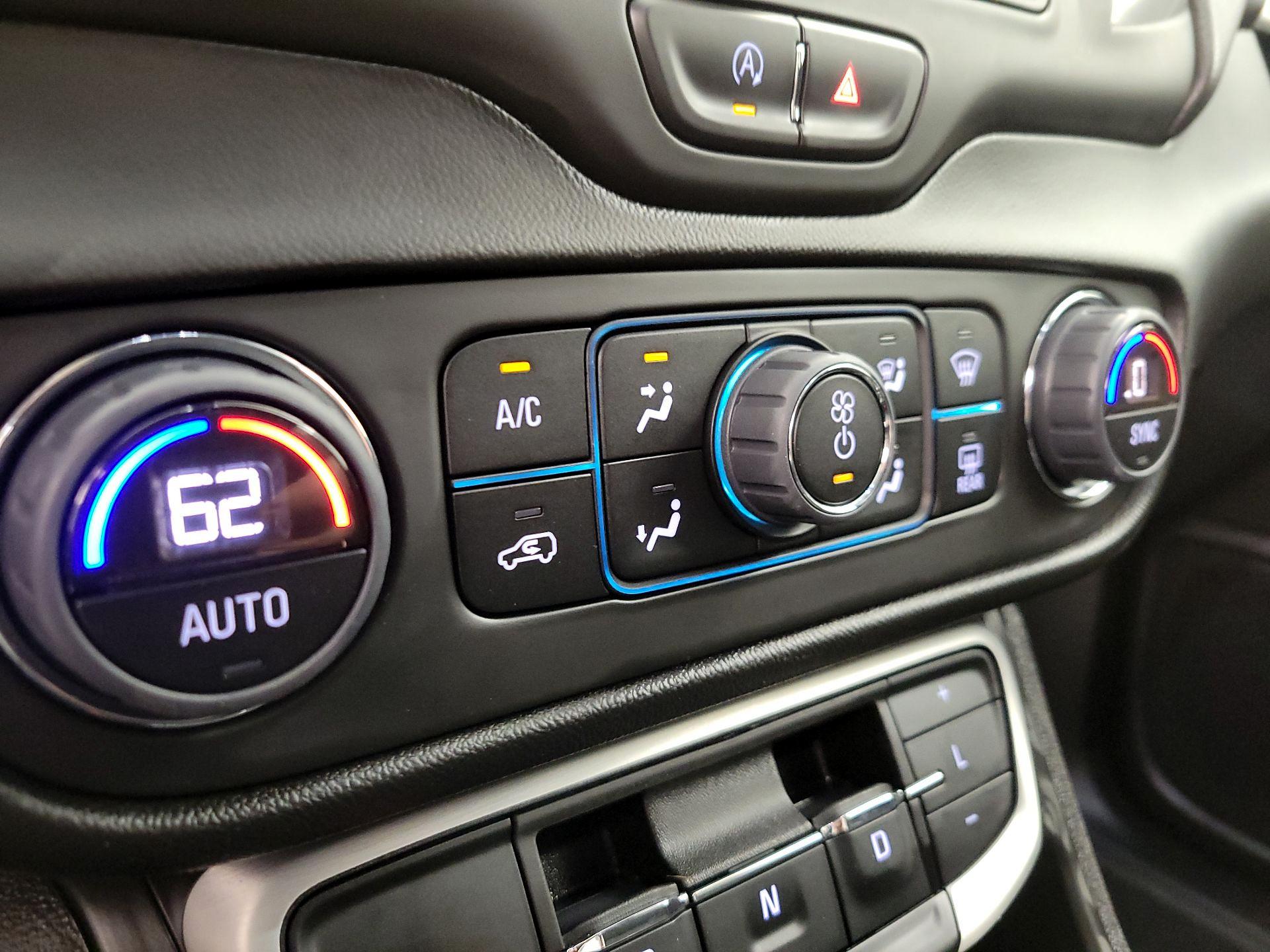 Thumbnail: 2023 GMC Terrain - 17