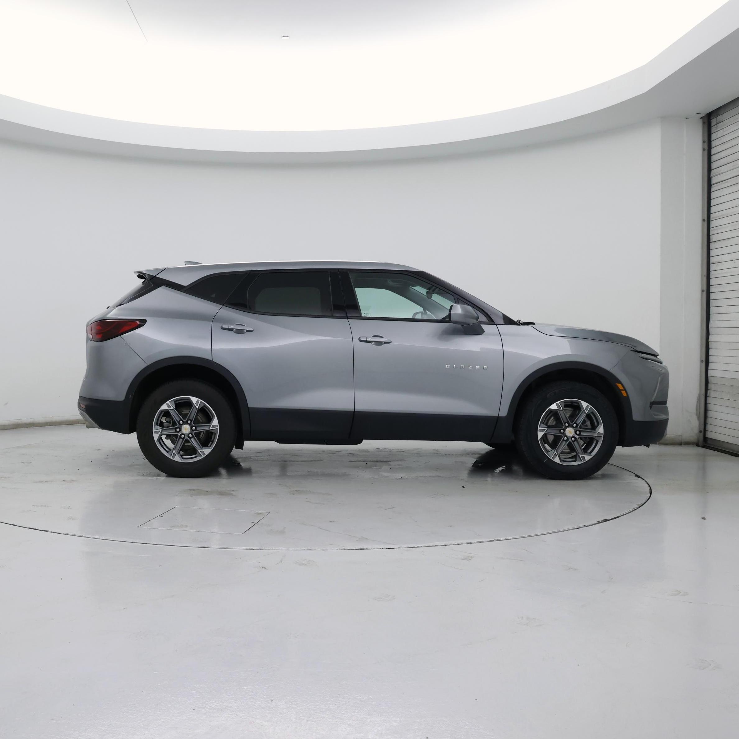 Thumbnail: 2023 Chevrolet Blazer - 7