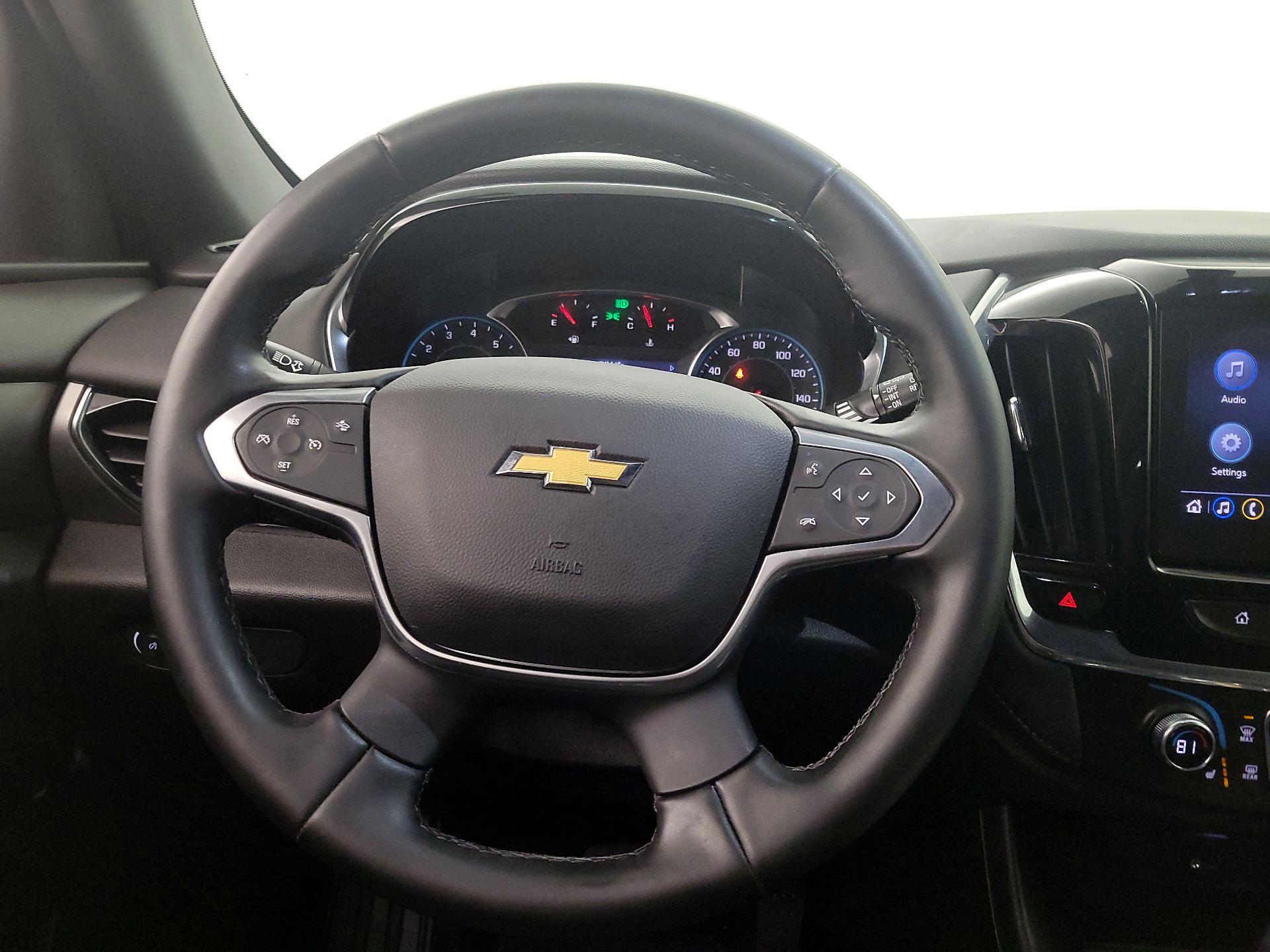 Thumbnail: 2023 Chevrolet Traverse - 10