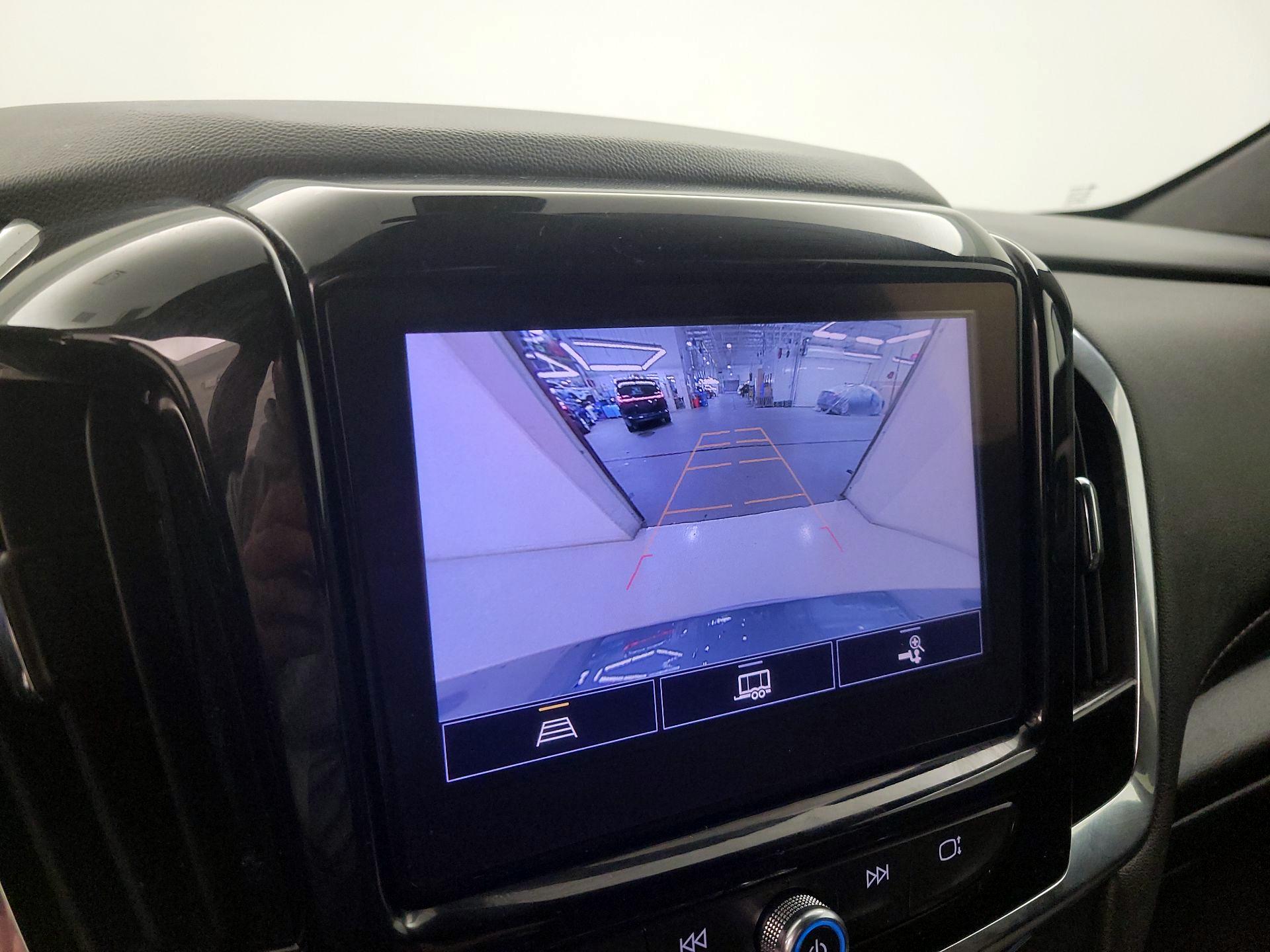 Thumbnail: 2023 Chevrolet Traverse - 15