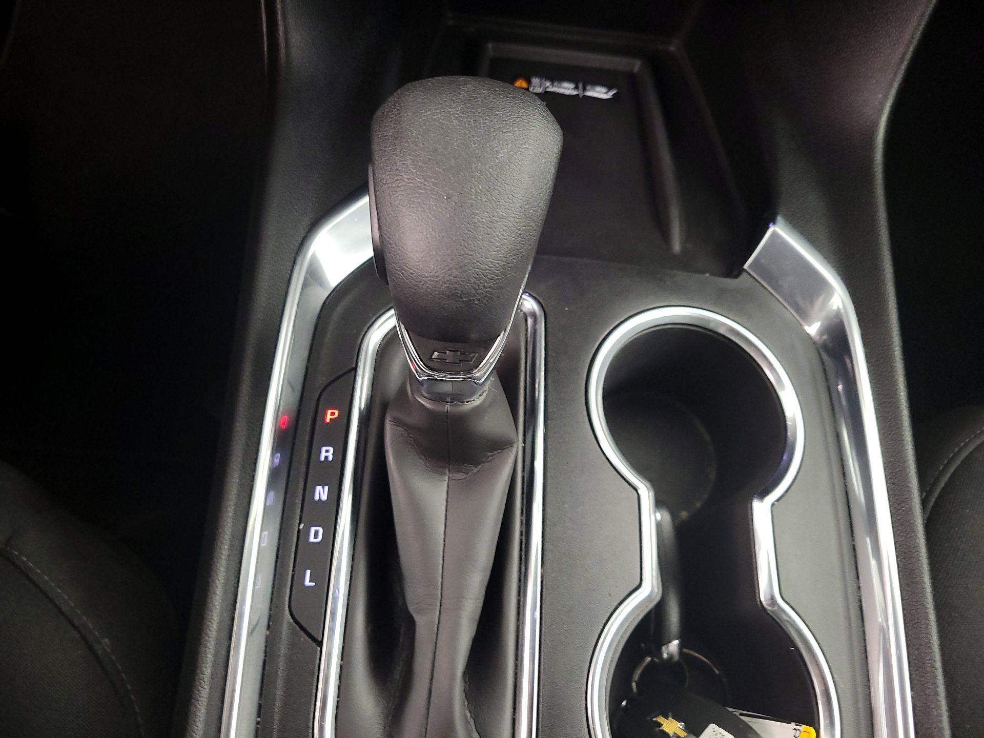 Thumbnail: 2023 Chevrolet Traverse - 18