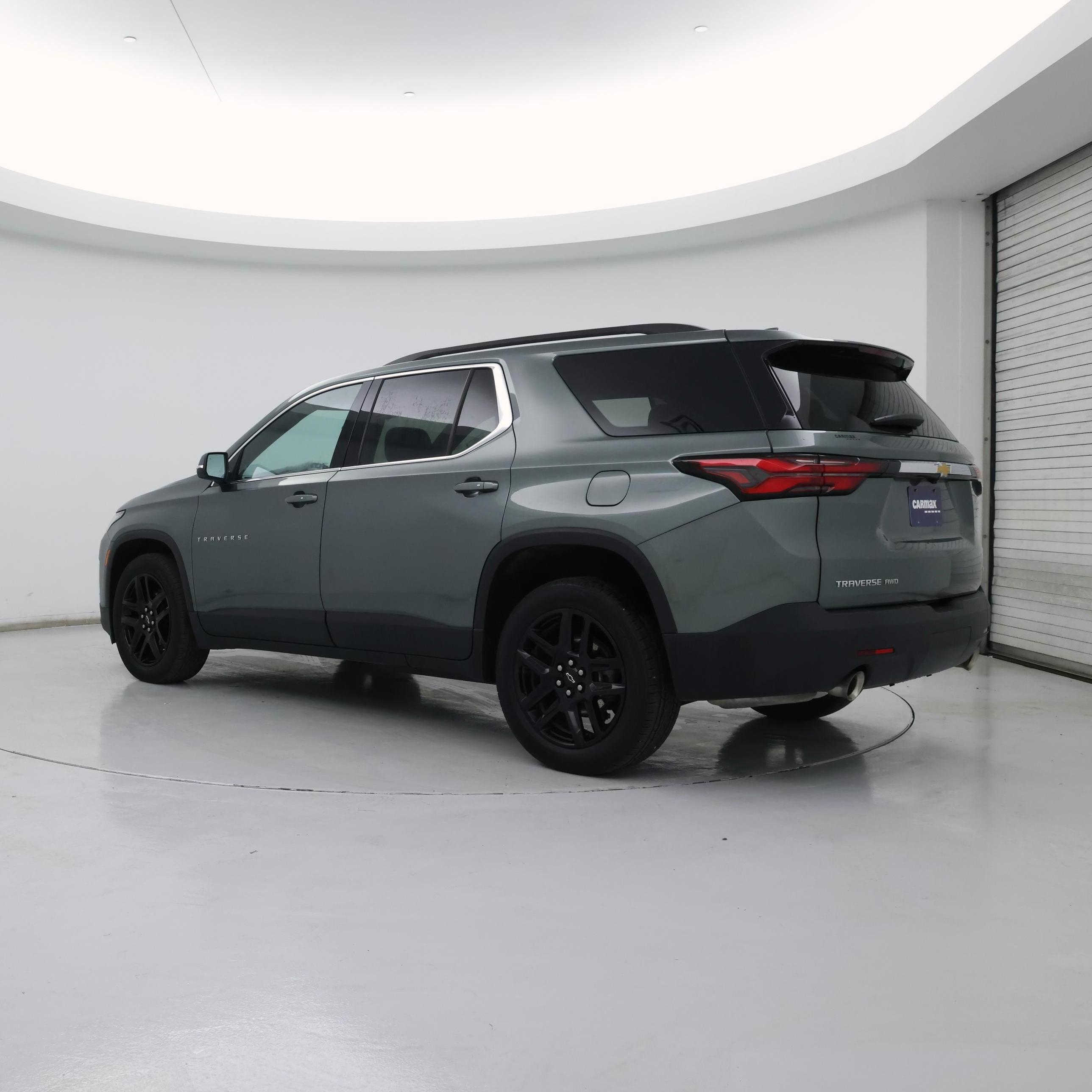 Thumbnail: 2023 Chevrolet Traverse - 2