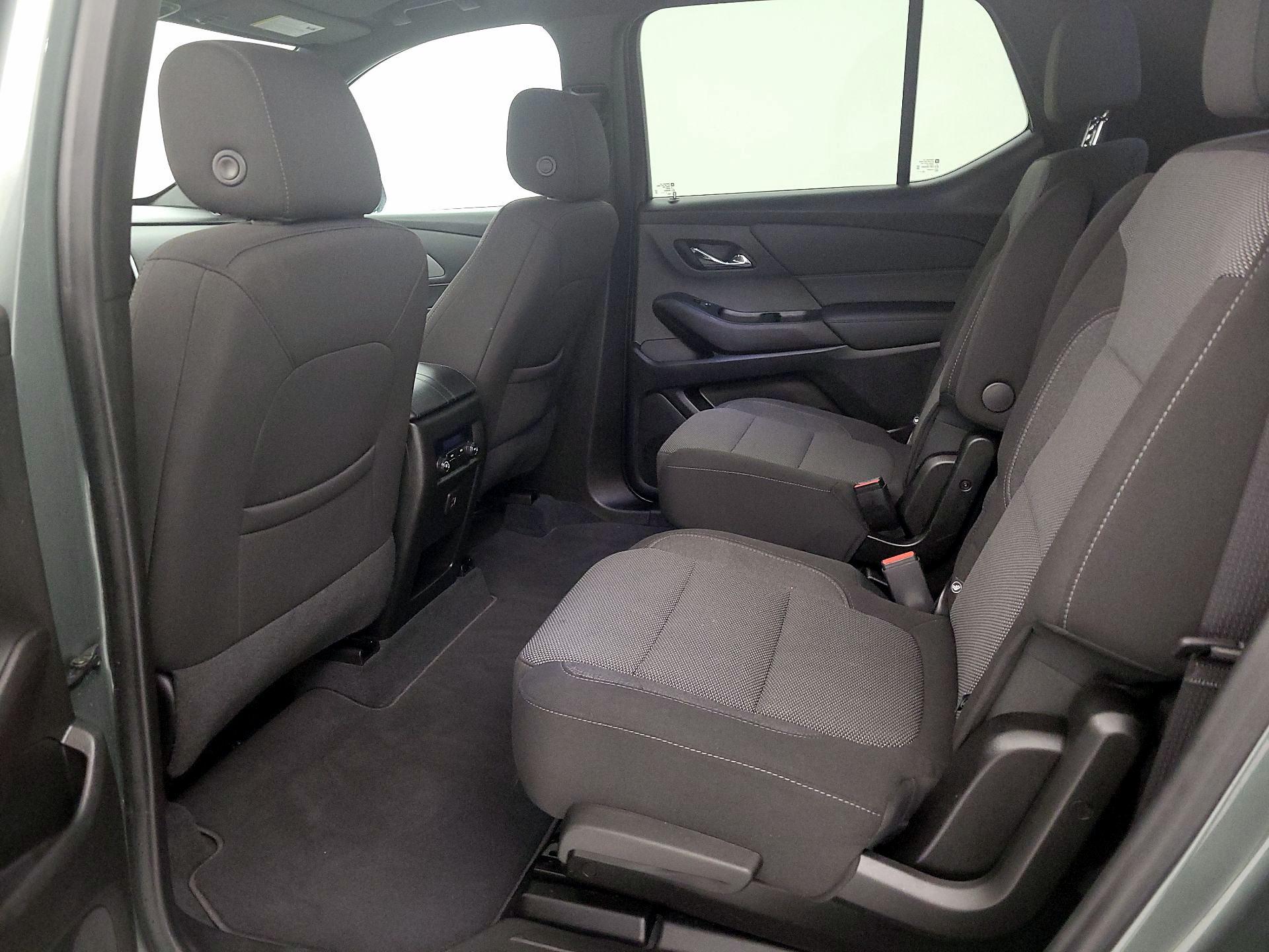 Thumbnail: 2023 Chevrolet Traverse - 20