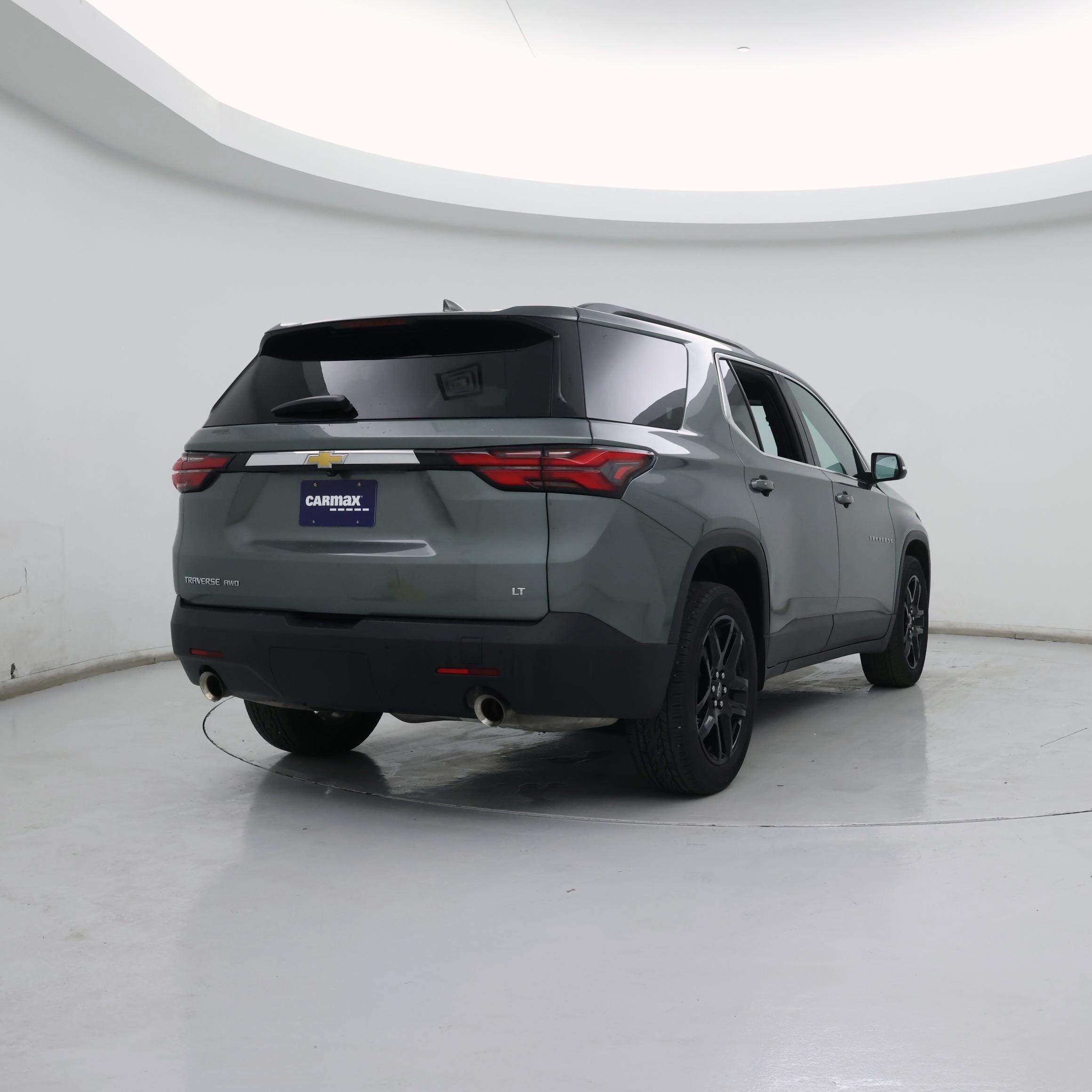 Thumbnail: 2023 Chevrolet Traverse - 8