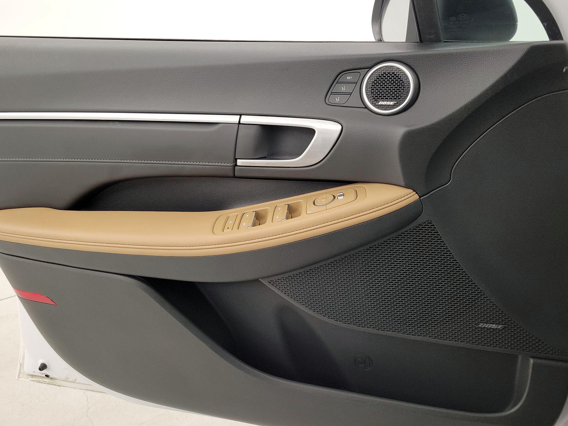 Thumbnail: 2023 Hyundai Sonata - 12