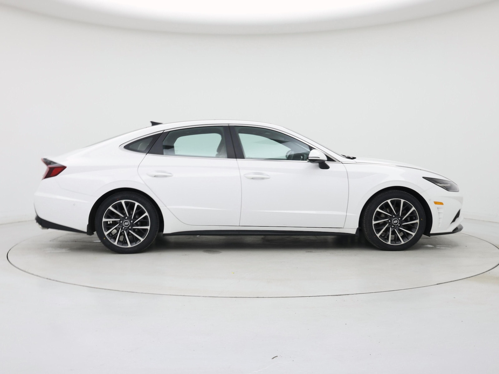 2023 Hyundai Sonata Limited - Photo 8