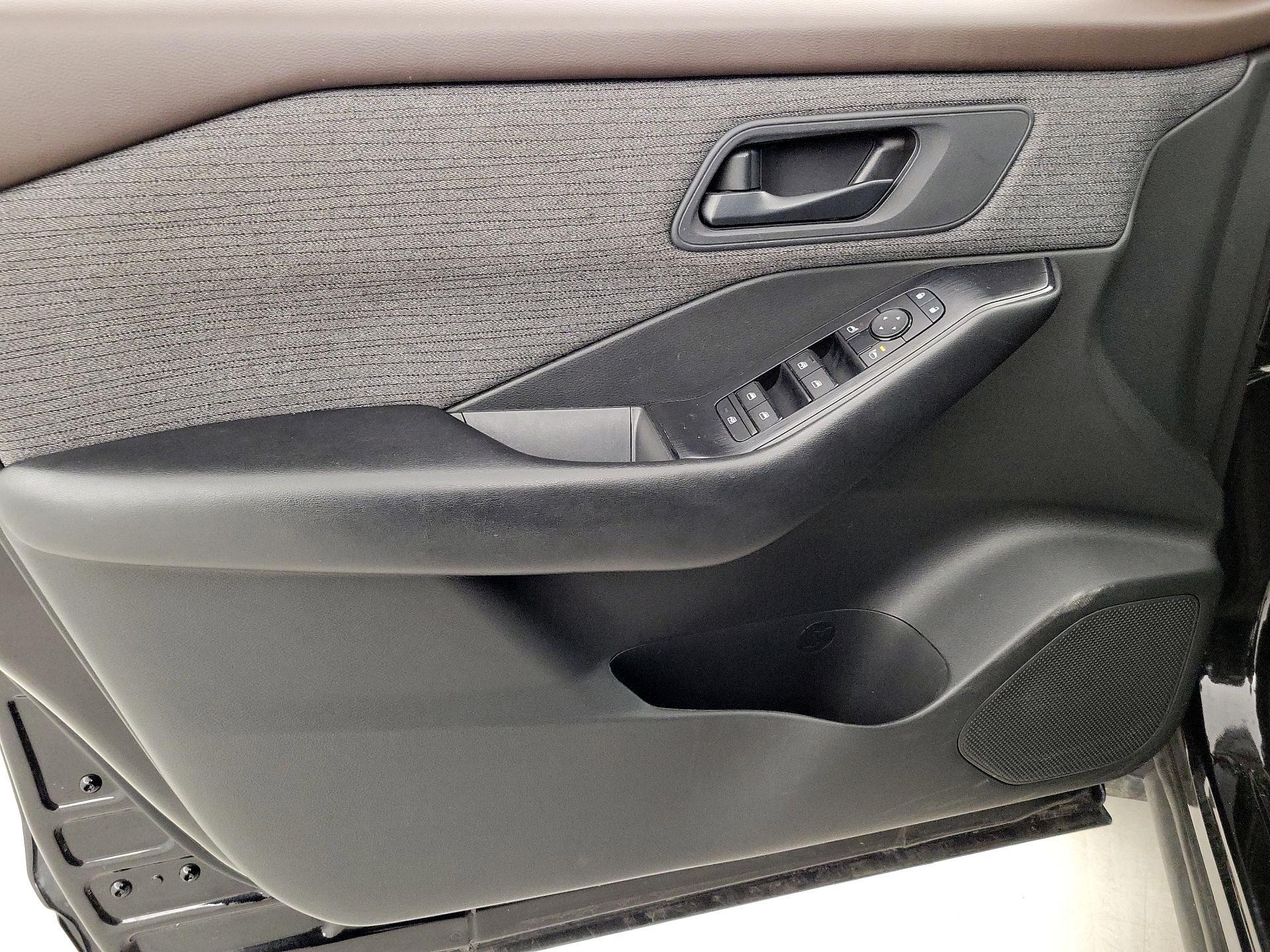 Thumbnail: 2023 Nissan Rogue - 12