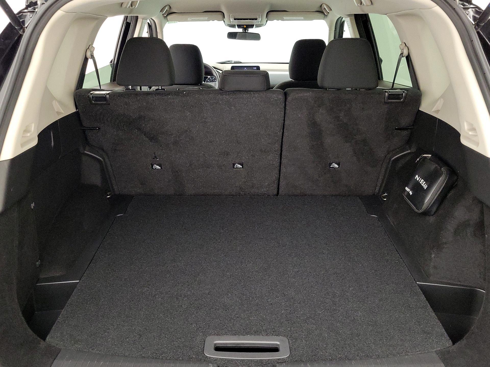 Thumbnail: 2023 Nissan Rogue - 20