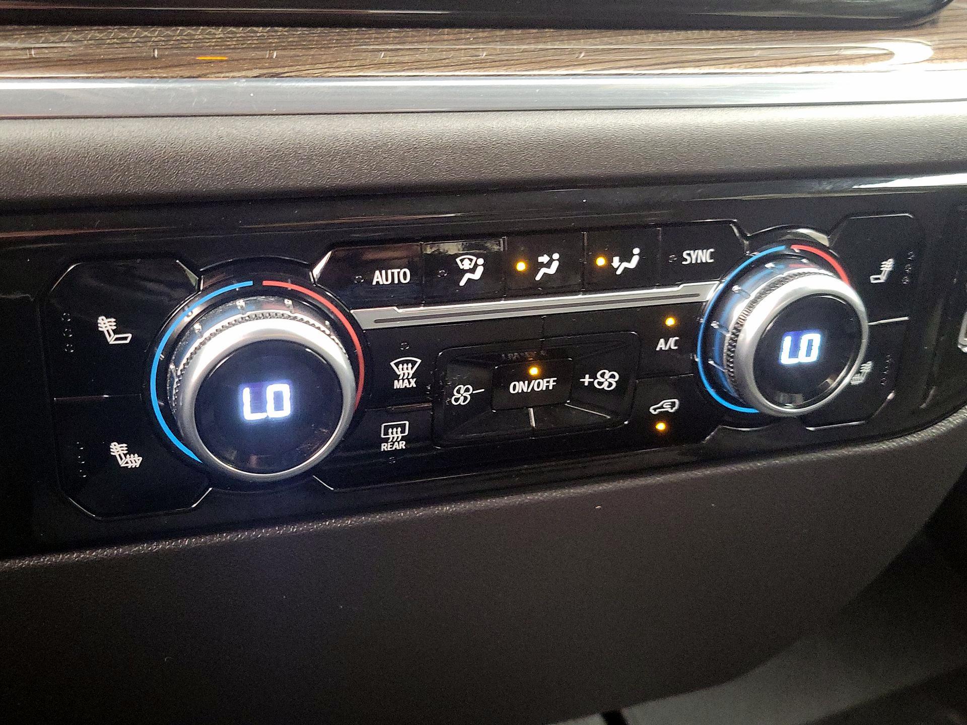 Thumbnail: 2022 GMC Sierra 1500 - 16