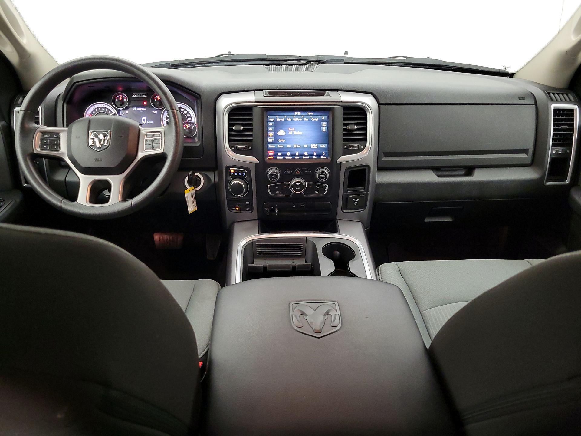 Thumbnail: 2023 RAM 1500 Classic - 9