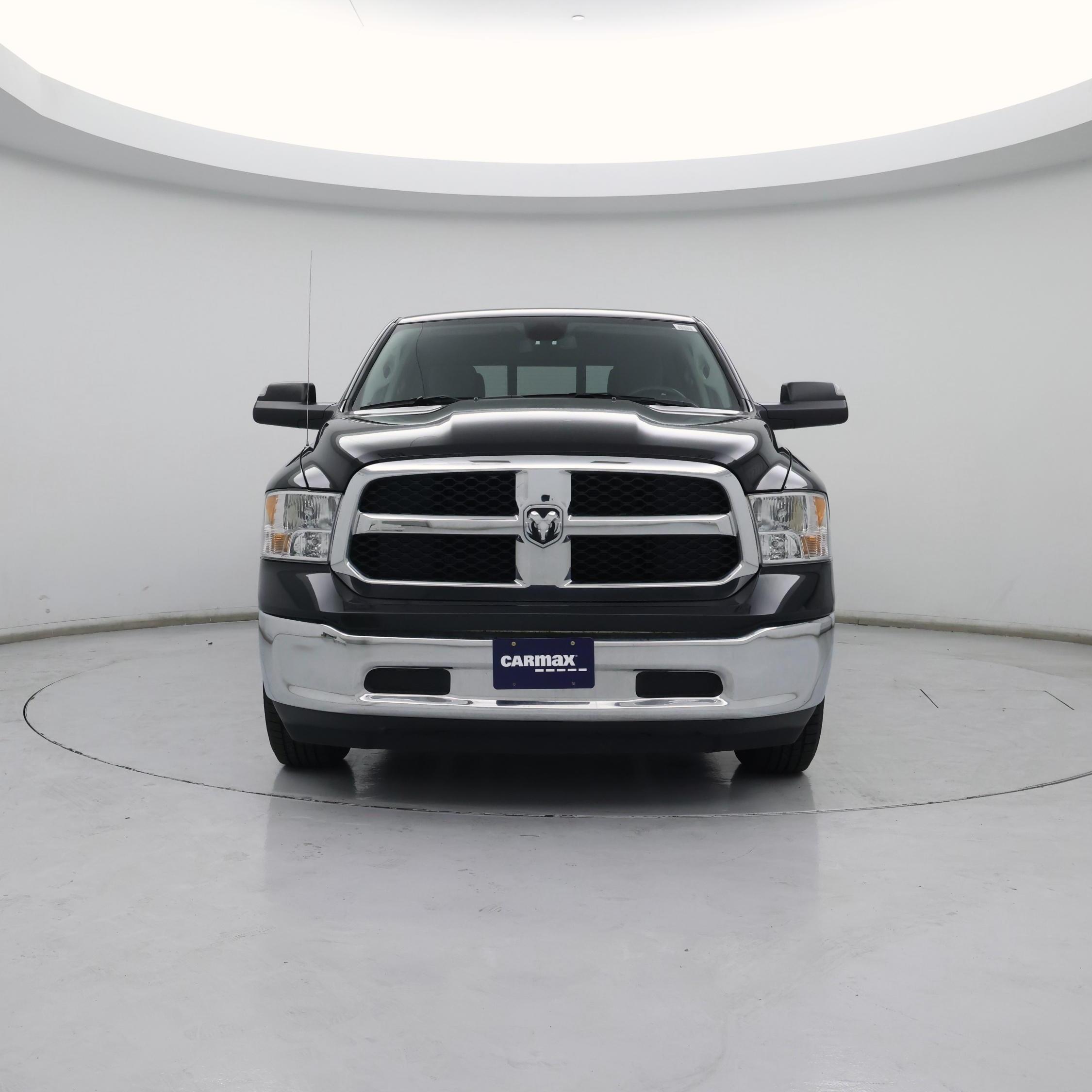 Thumbnail: 2023 RAM 1500 Classic - 5