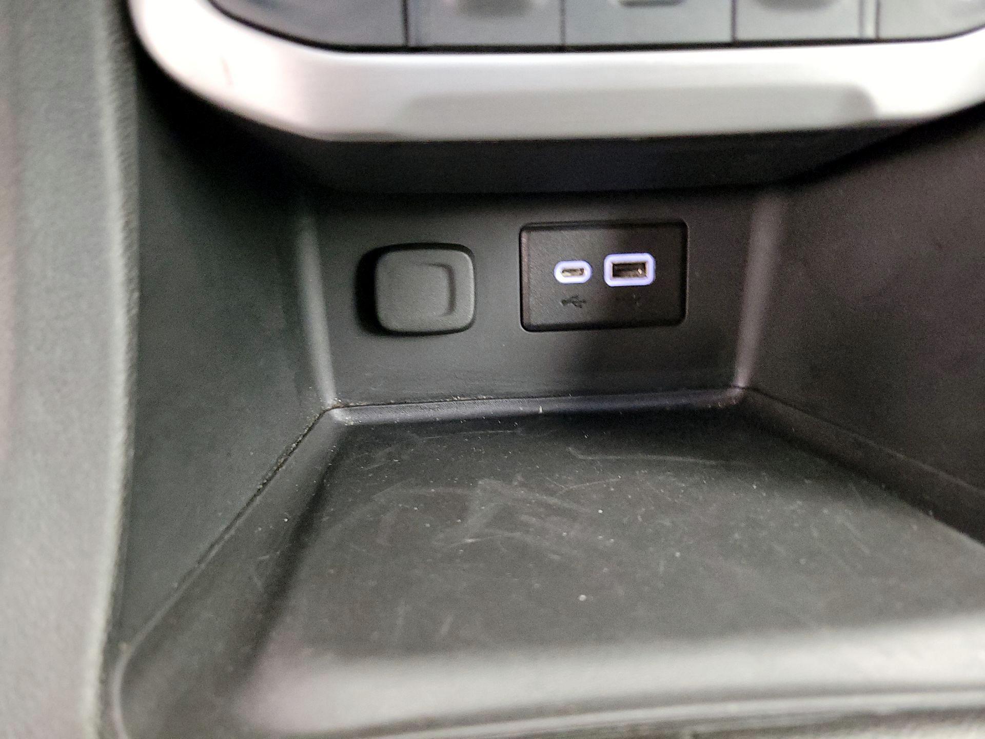 Thumbnail: 2023 GMC Acadia - 18