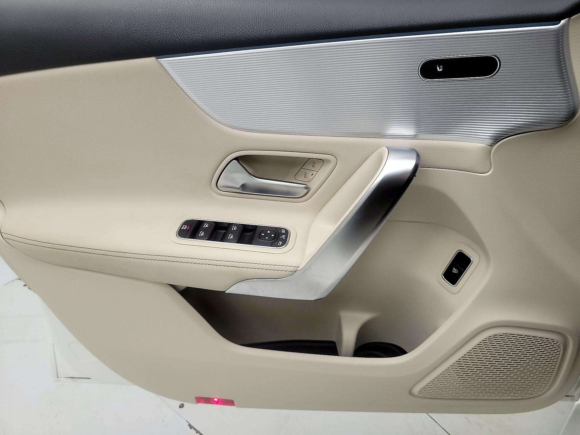 Thumbnail: 2022 Mercedes-Benz A-Class - 10