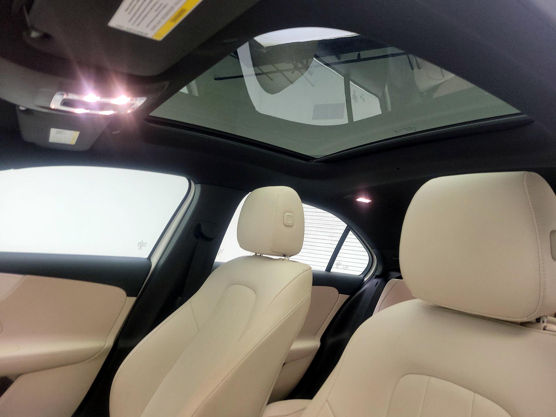 Thumbnail: 2022 Mercedes-Benz A-Class - 17