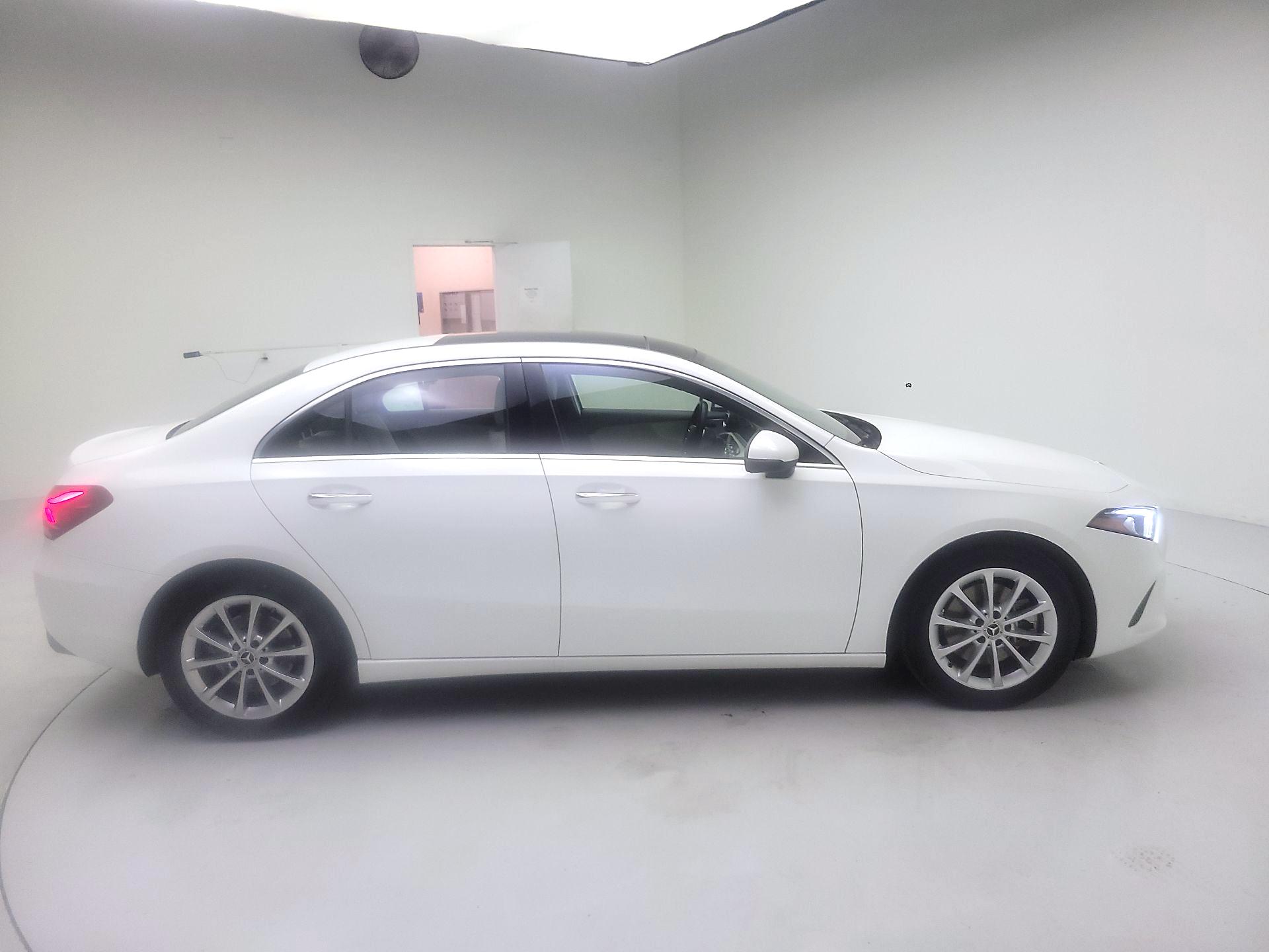 Thumbnail: 2022 Mercedes-Benz A-Class - 4