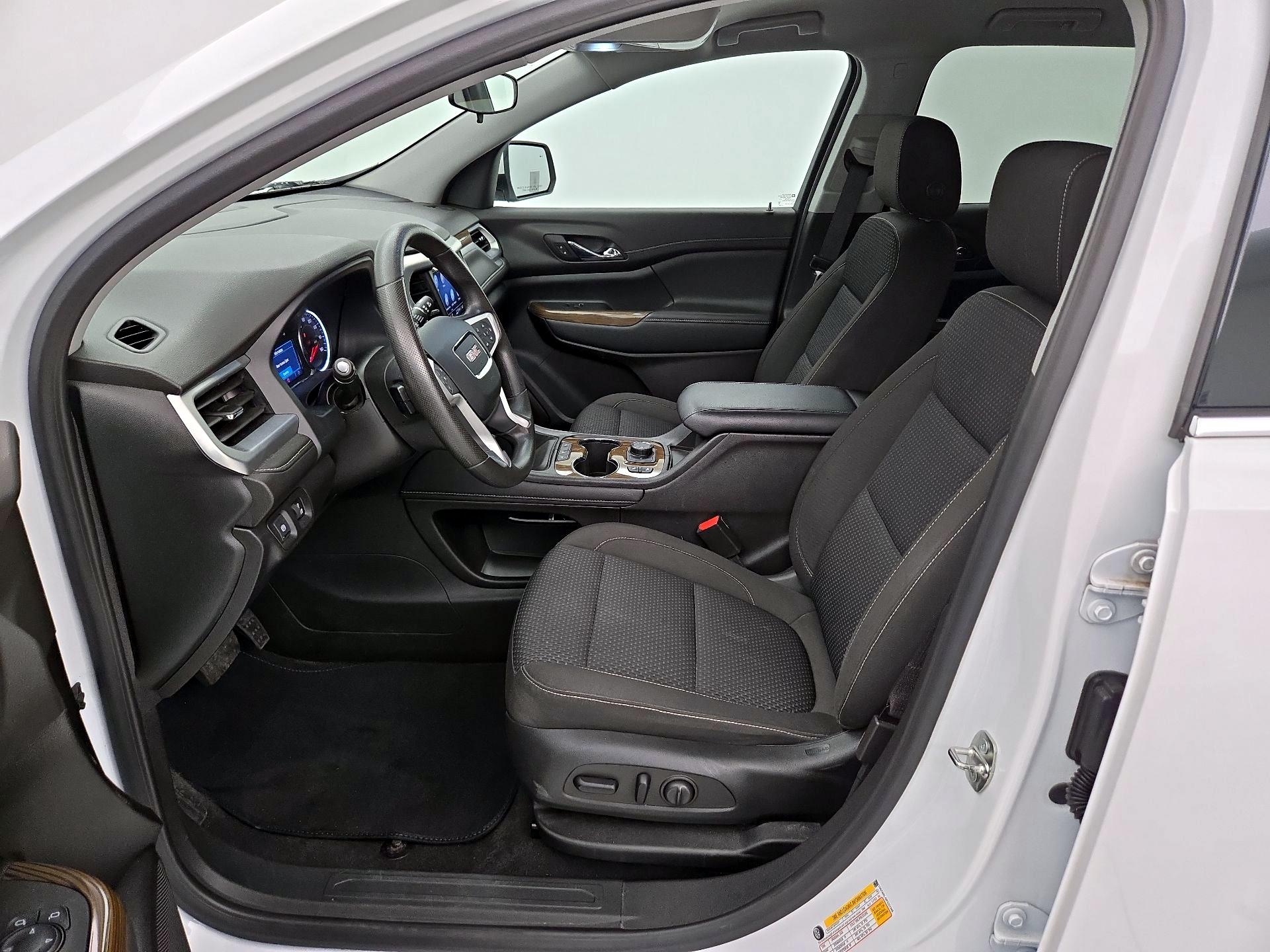 Thumbnail: 2023 GMC Acadia - 11