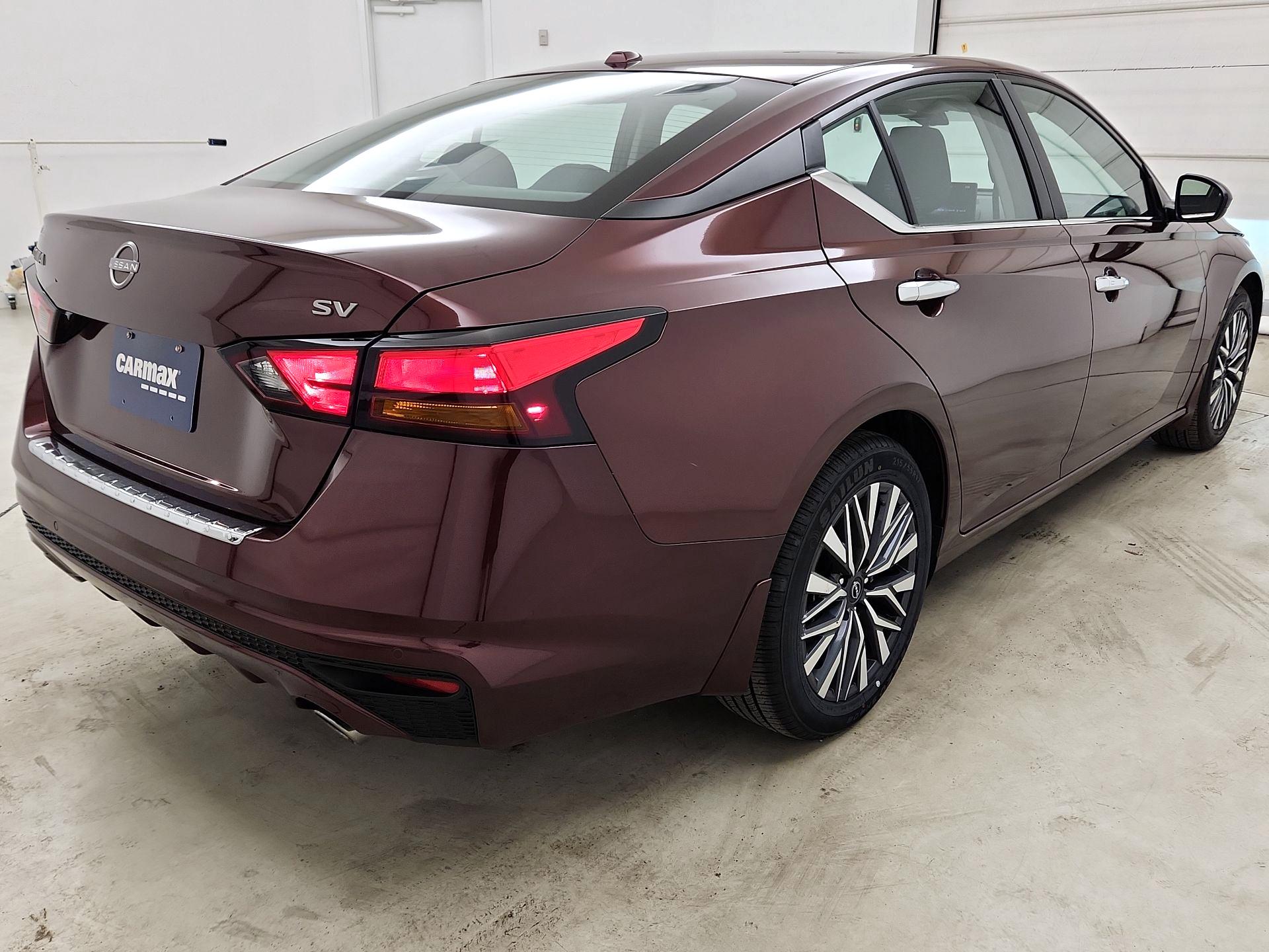 Thumbnail: 2023 Nissan Altima - 5