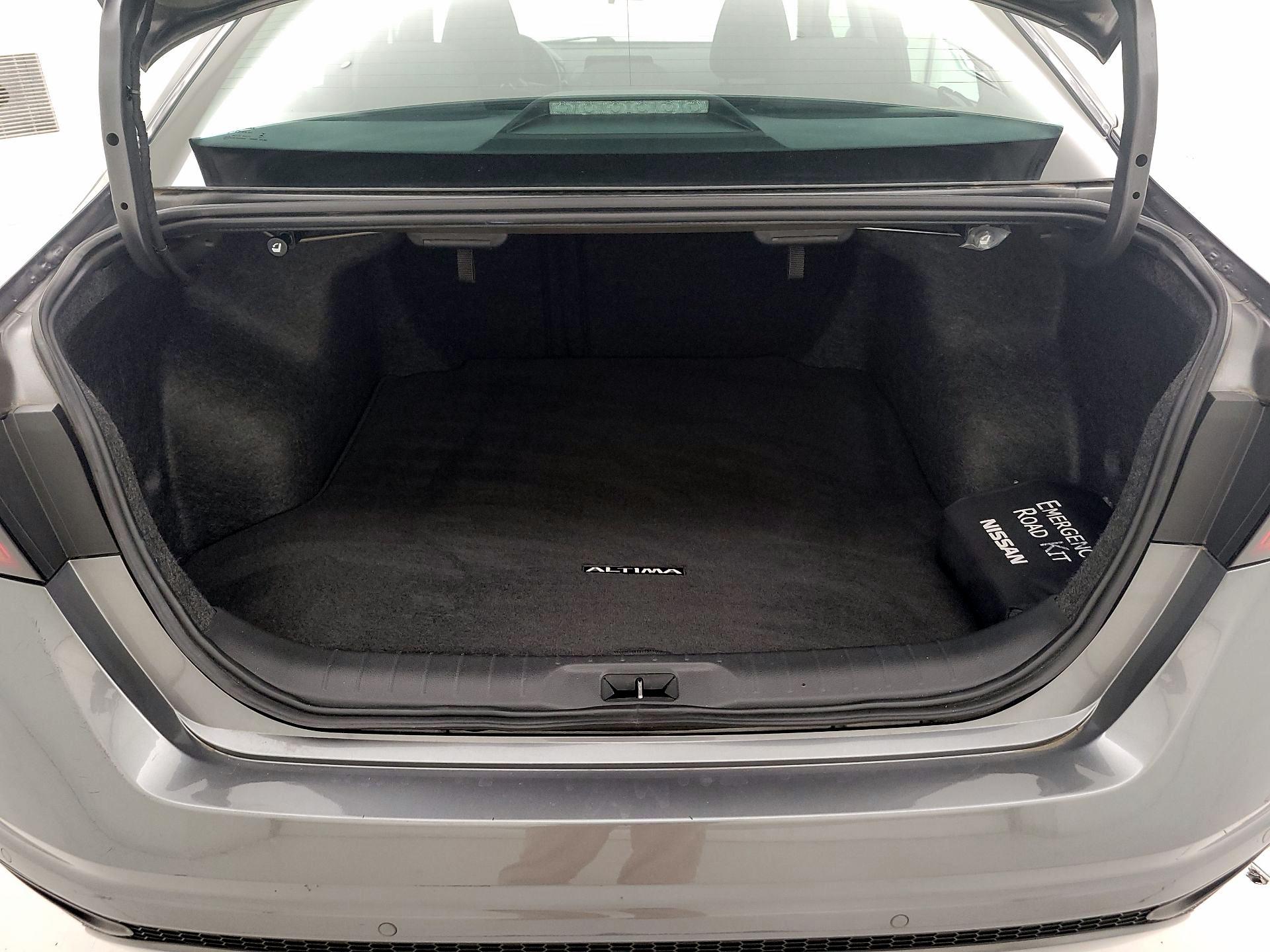 Thumbnail: 2024 Nissan Altima - 20