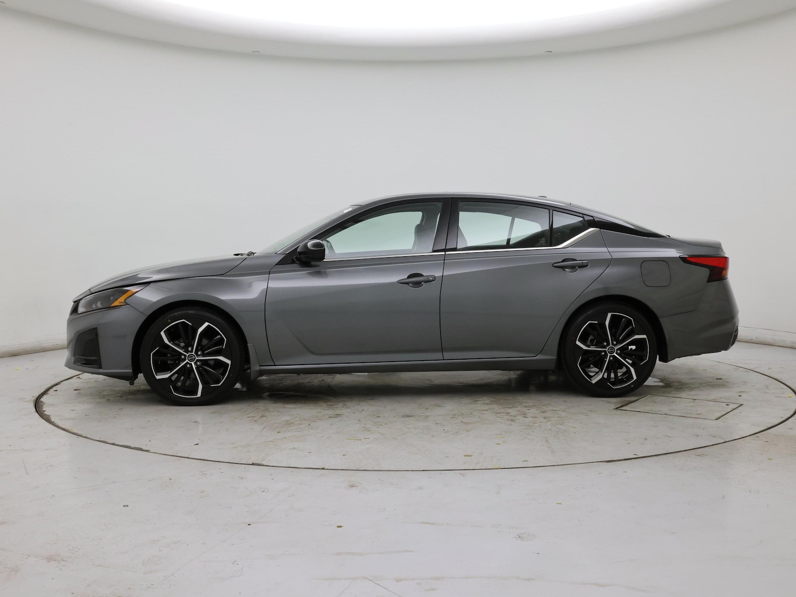2023 Nissan Altima SR
