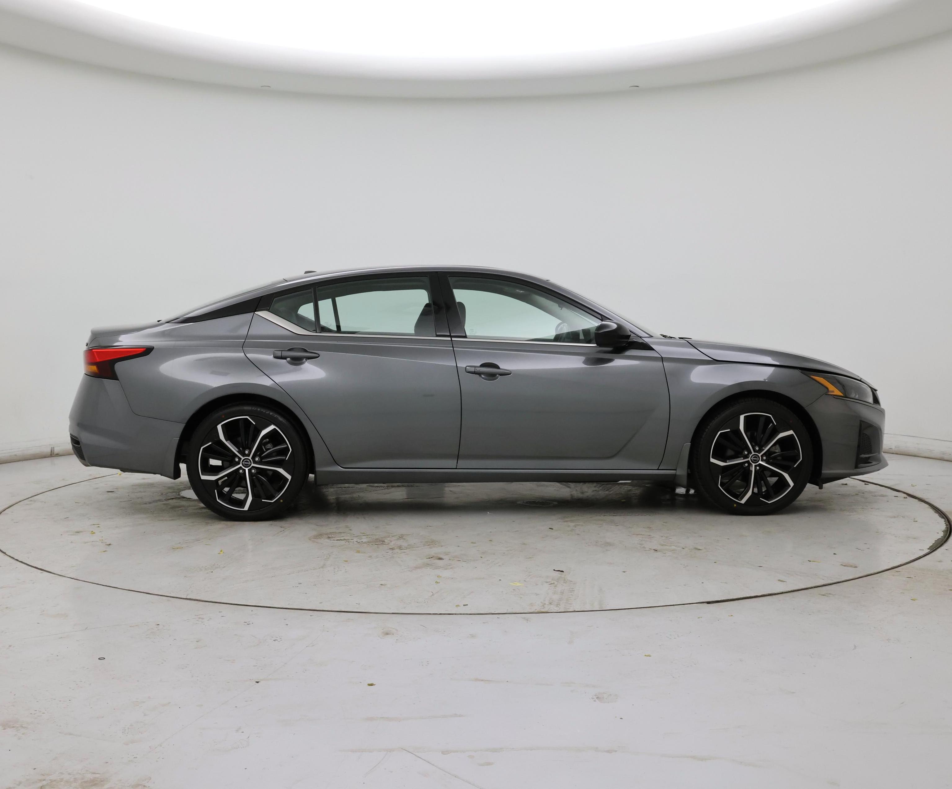 Thumbnail: 2023 Nissan Altima - 7