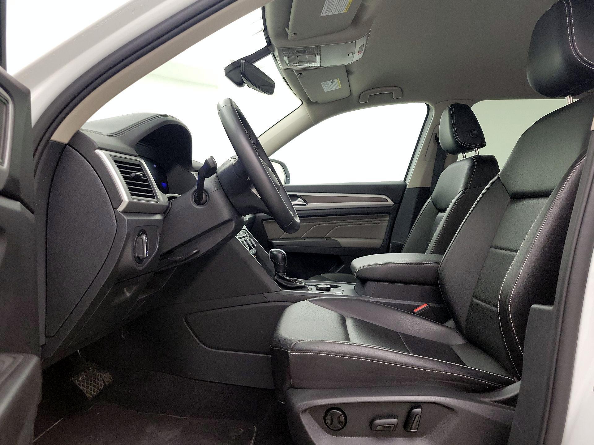 Thumbnail: 2023 Volkswagen Atlas - 11