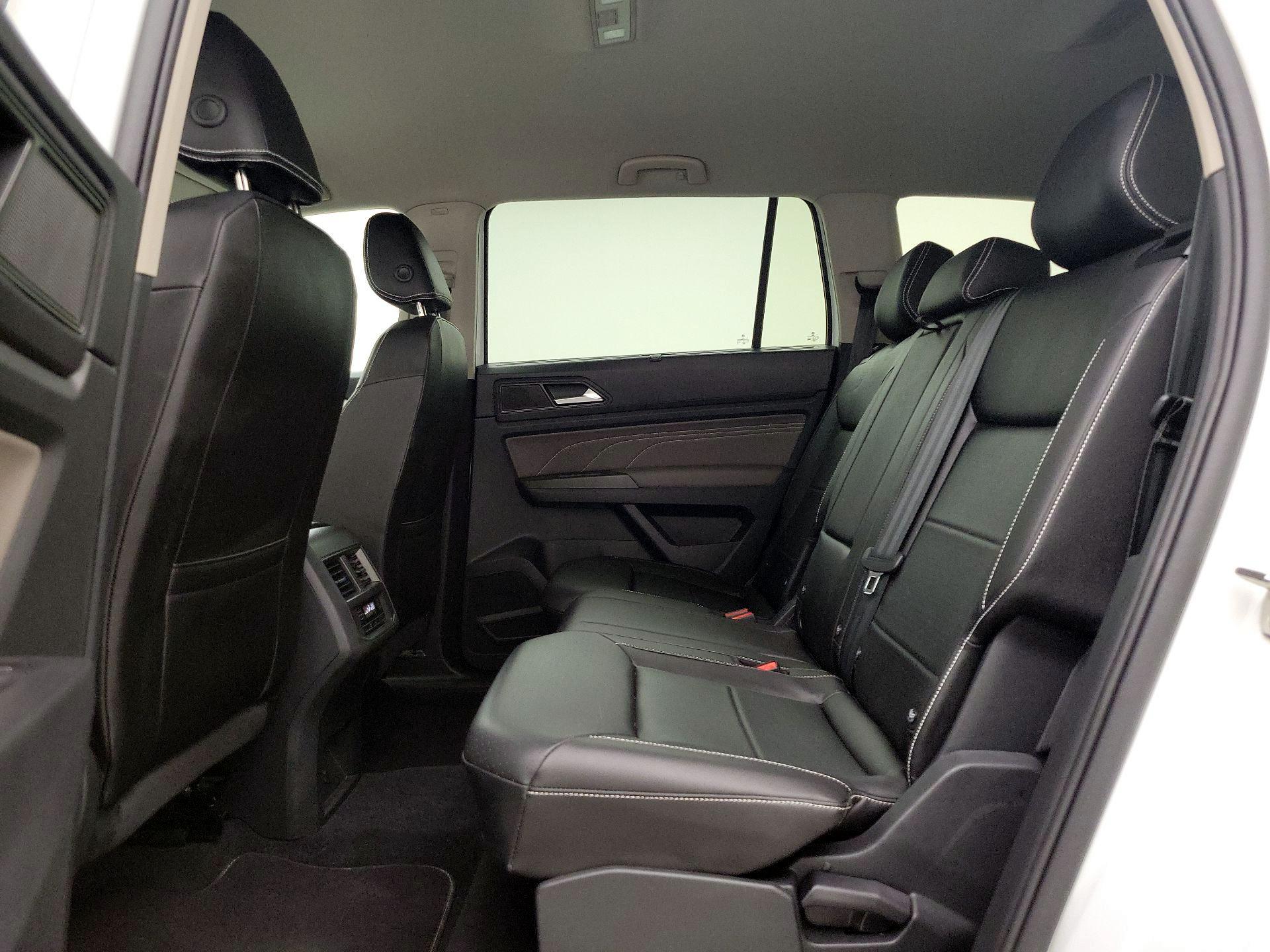 Thumbnail: 2023 Volkswagen Atlas - 19