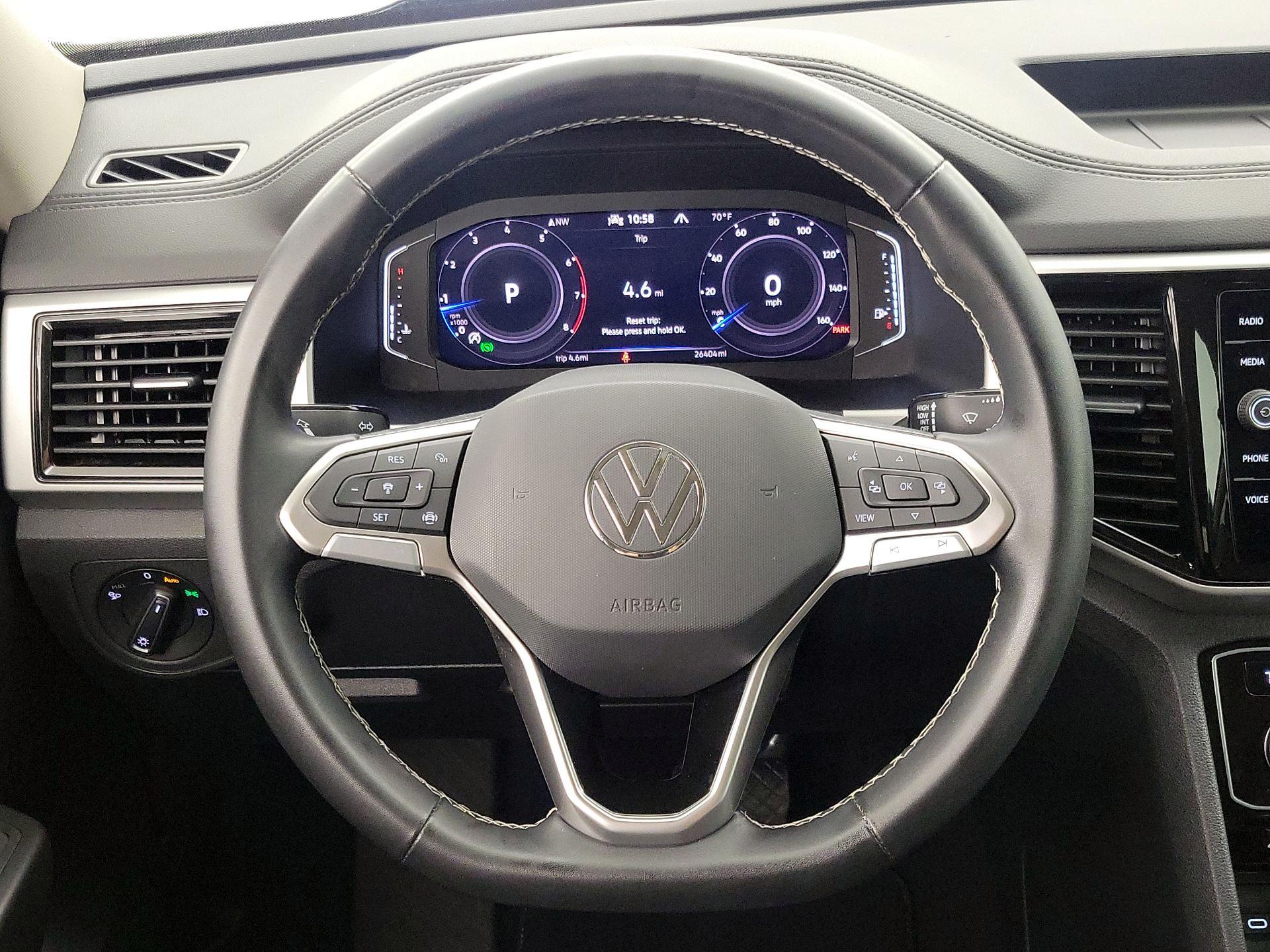 Thumbnail: 2023 Volkswagen Atlas - 10