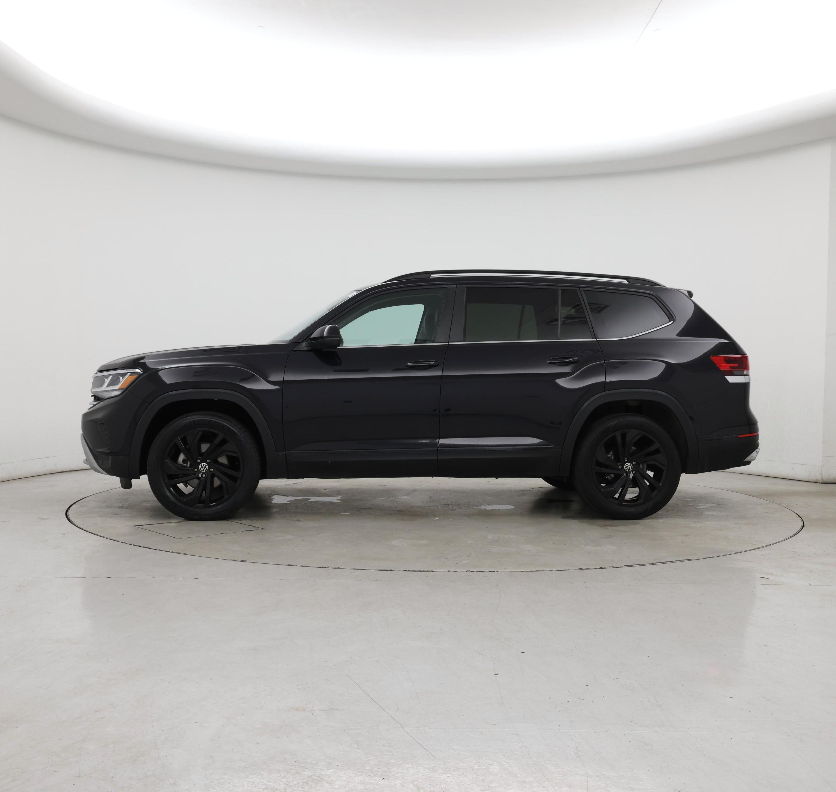 Thumbnail: 2023 Volkswagen Atlas - 3
