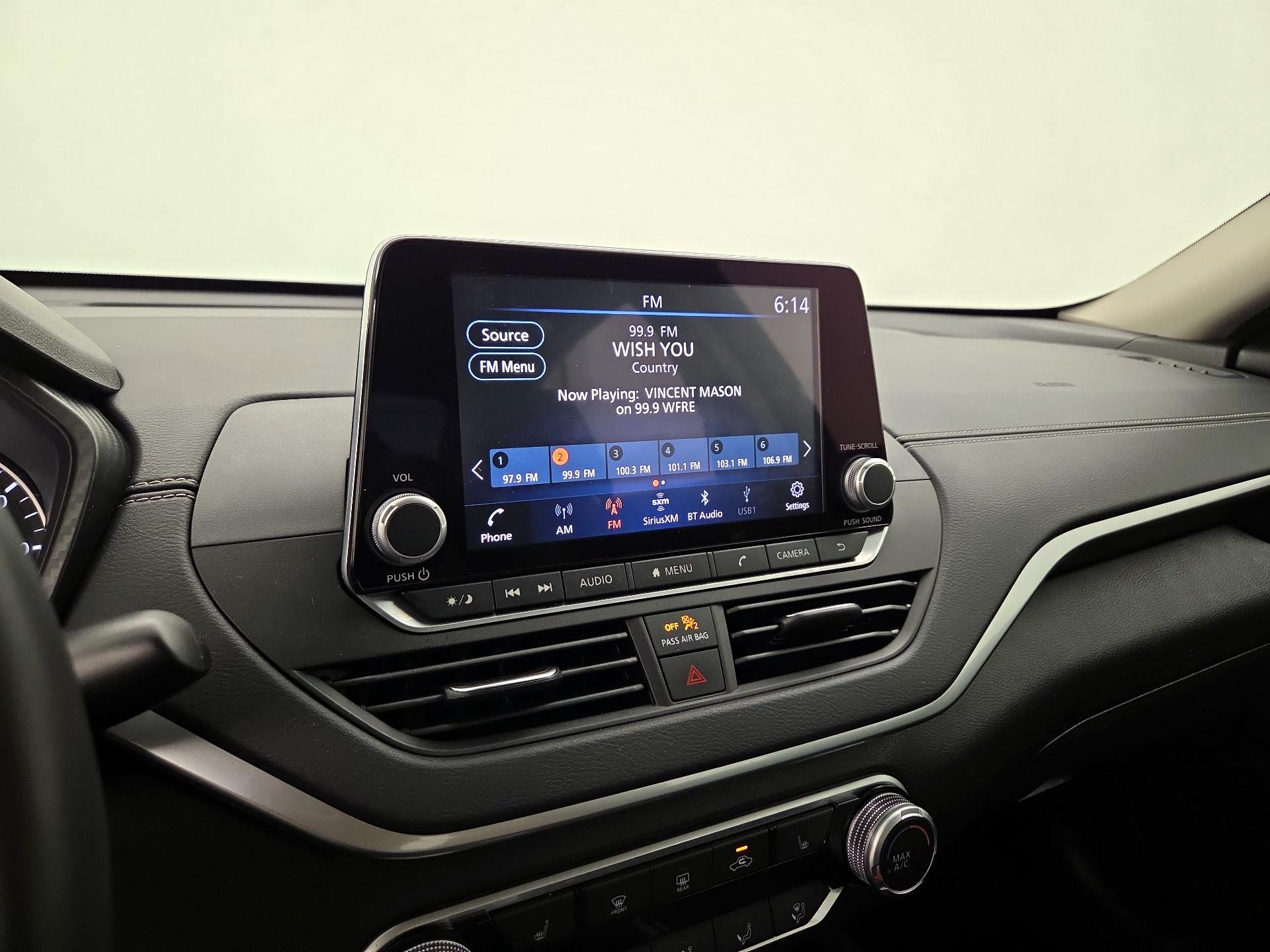 Thumbnail: 2022 Nissan Altima - 15