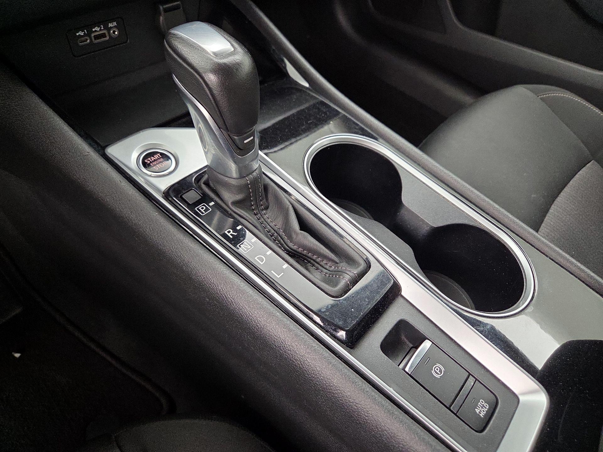 Thumbnail: 2022 Nissan Altima - 17