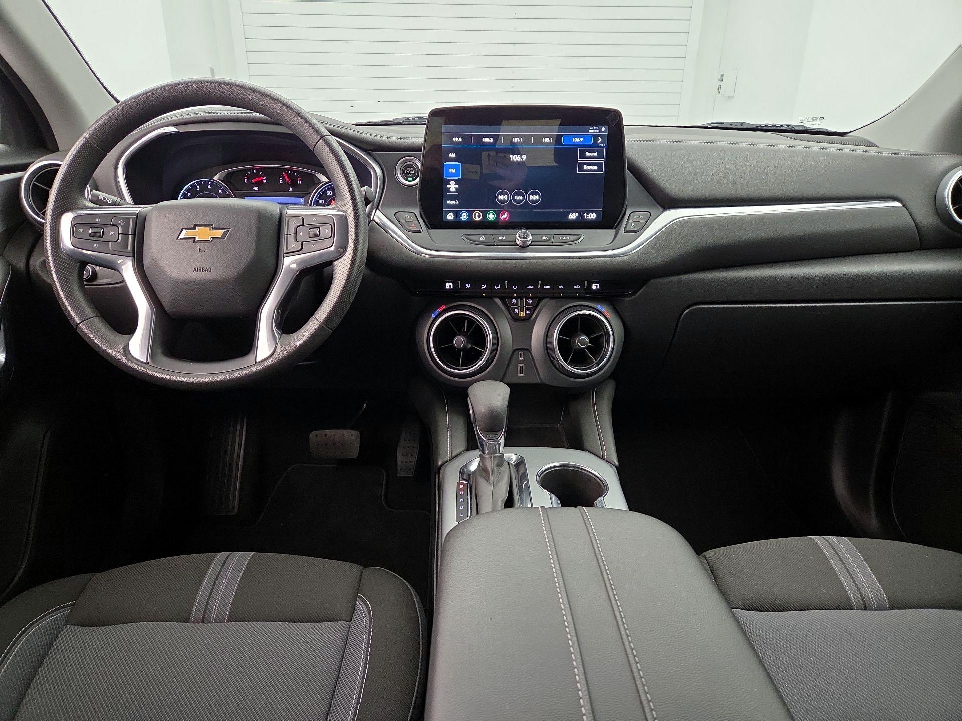 Thumbnail: 2023 Chevrolet Blazer - 9