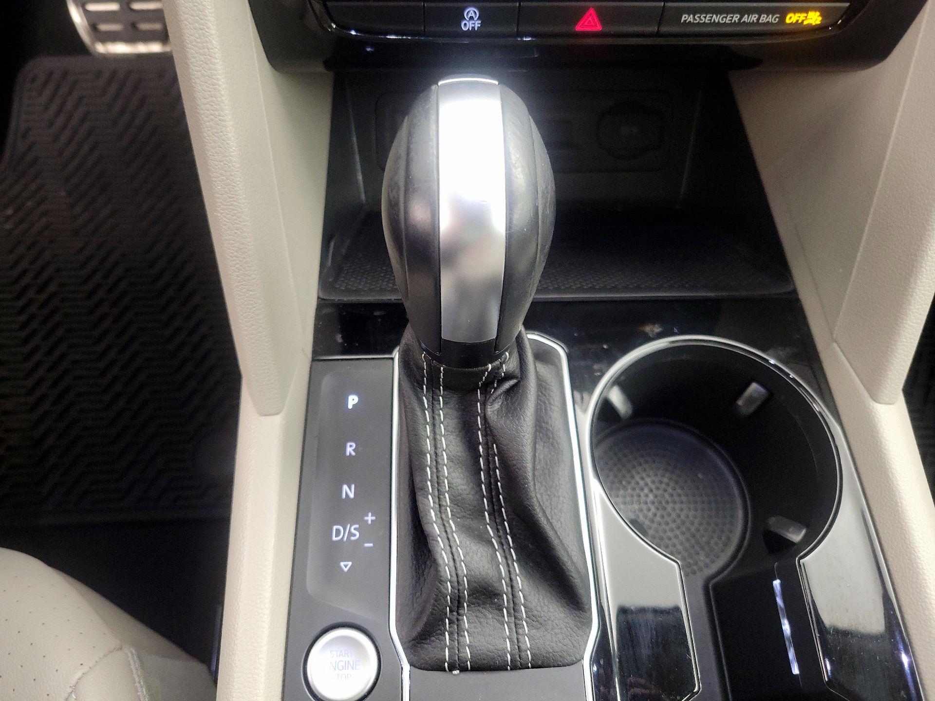 Thumbnail: 2023 Volkswagen Atlas - 18