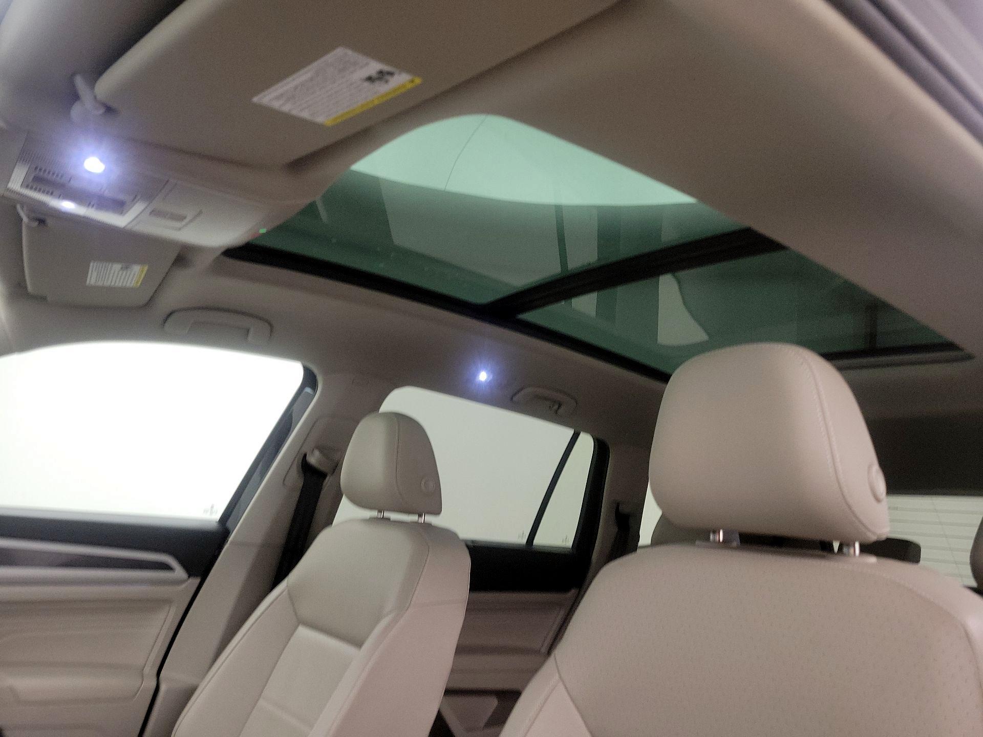 Thumbnail: 2023 Volkswagen Atlas - 20