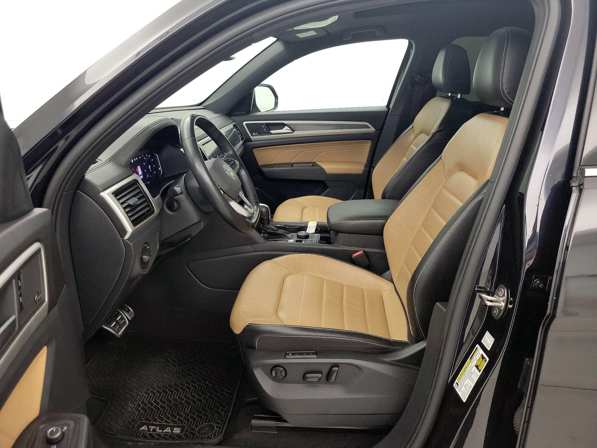 Thumbnail: 2022 Volkswagen Atlas - 11