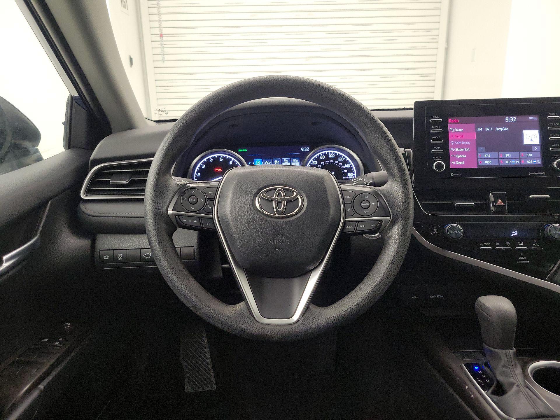 Thumbnail: 2023 Toyota Camry - 10