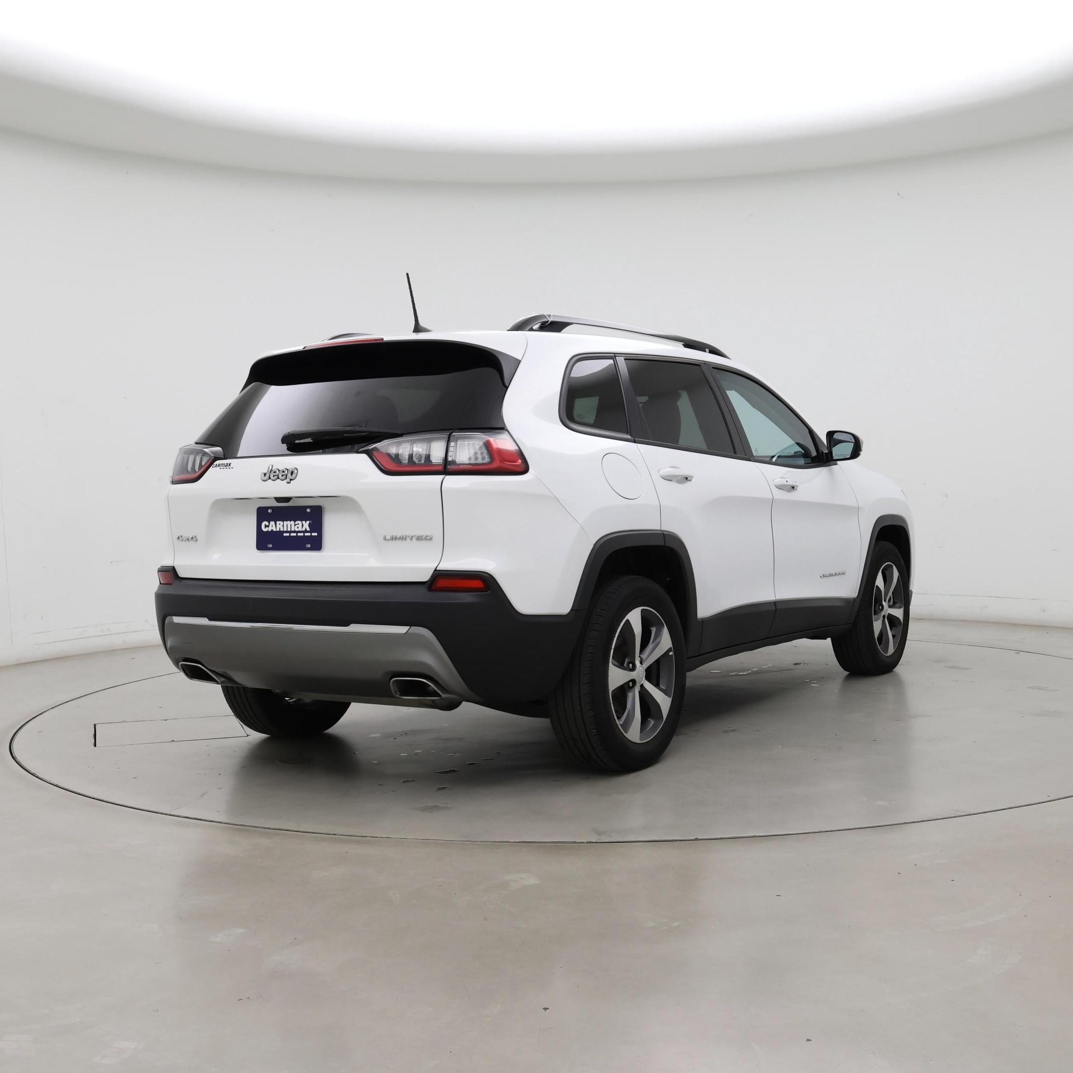 Thumbnail: 2022 Jeep Cherokee - 8