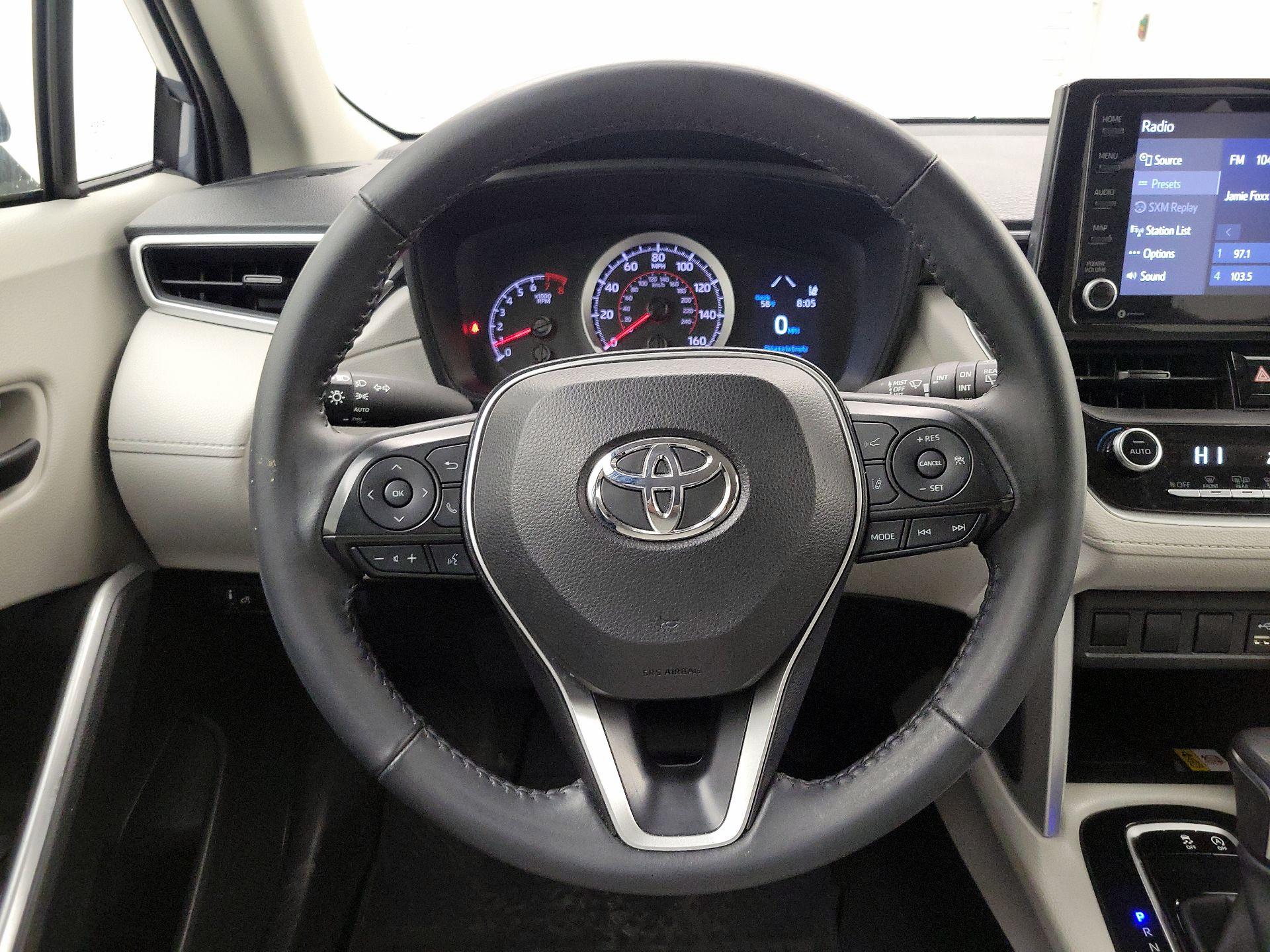 Thumbnail: 2022 Toyota Corolla Cross - 10