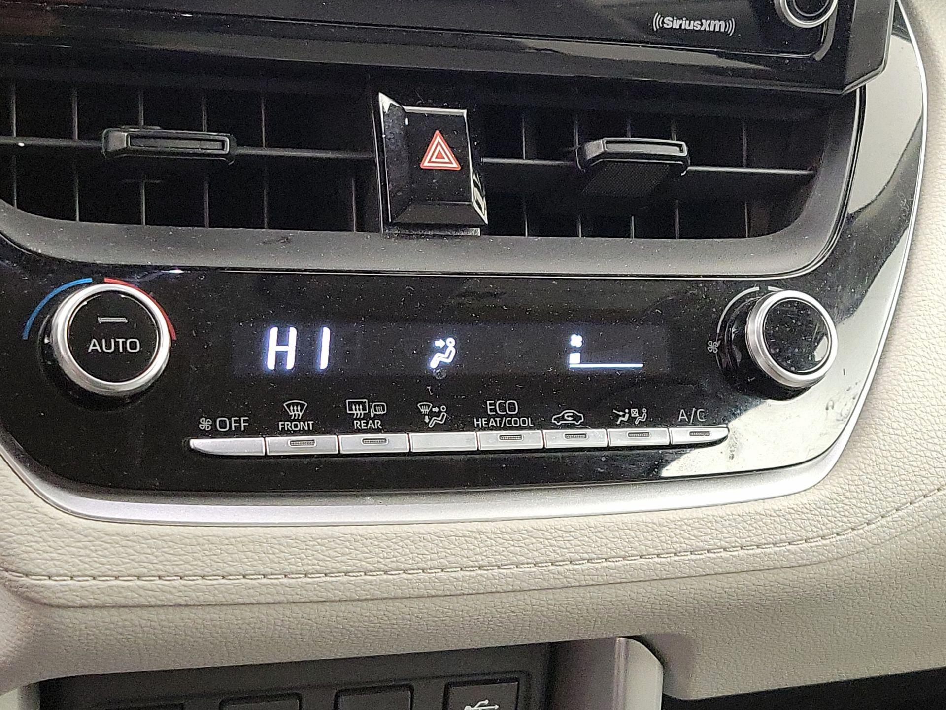 Thumbnail: 2022 Toyota Corolla Cross - 16